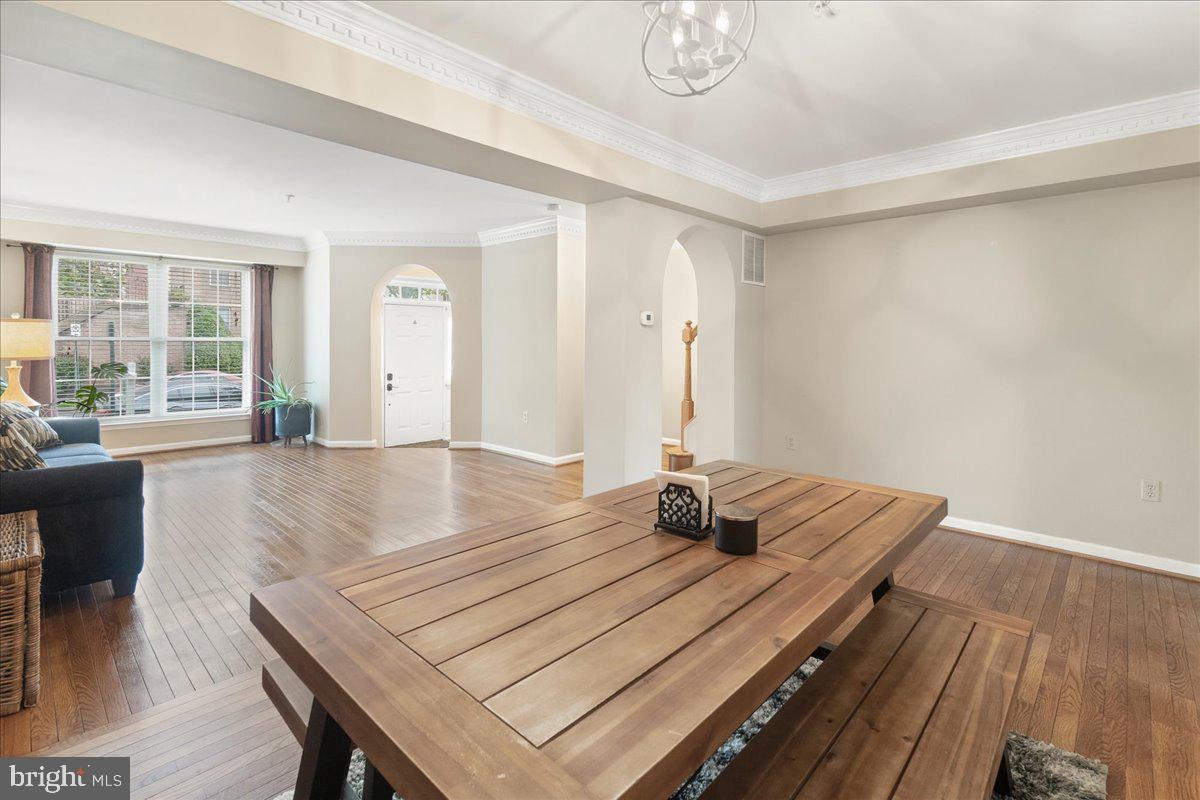 WORMANS MILL - Residential