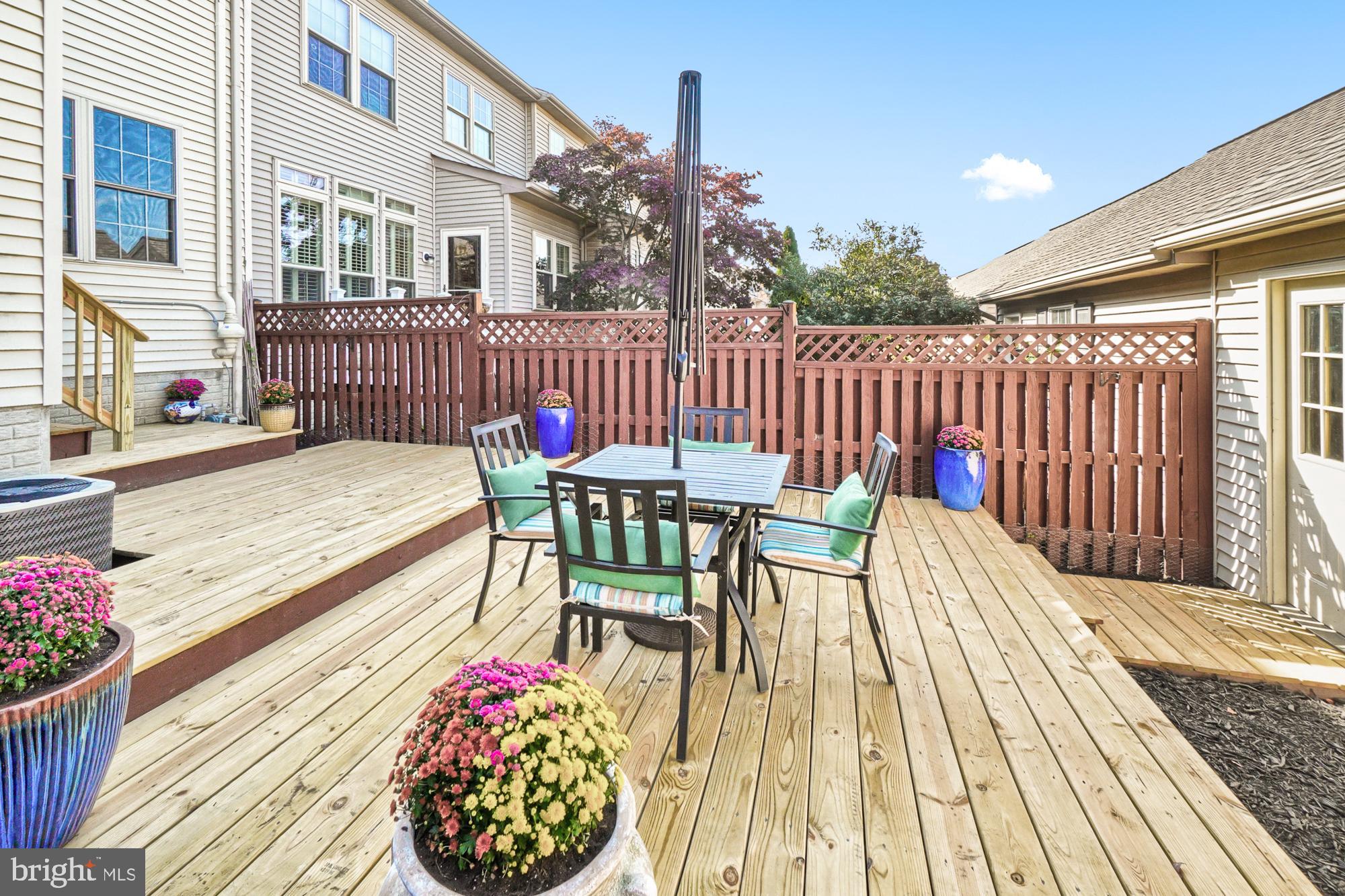 WORMANS MILL - Residential