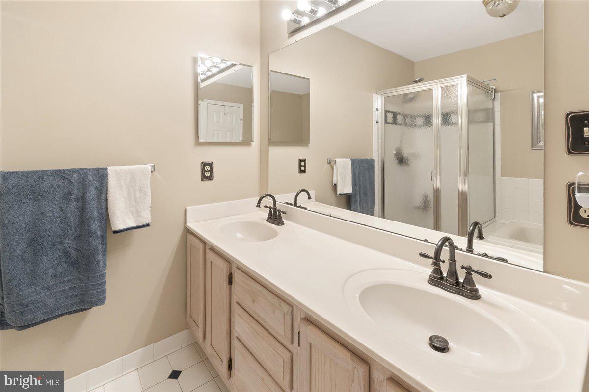 WORMANS MILL - Residential