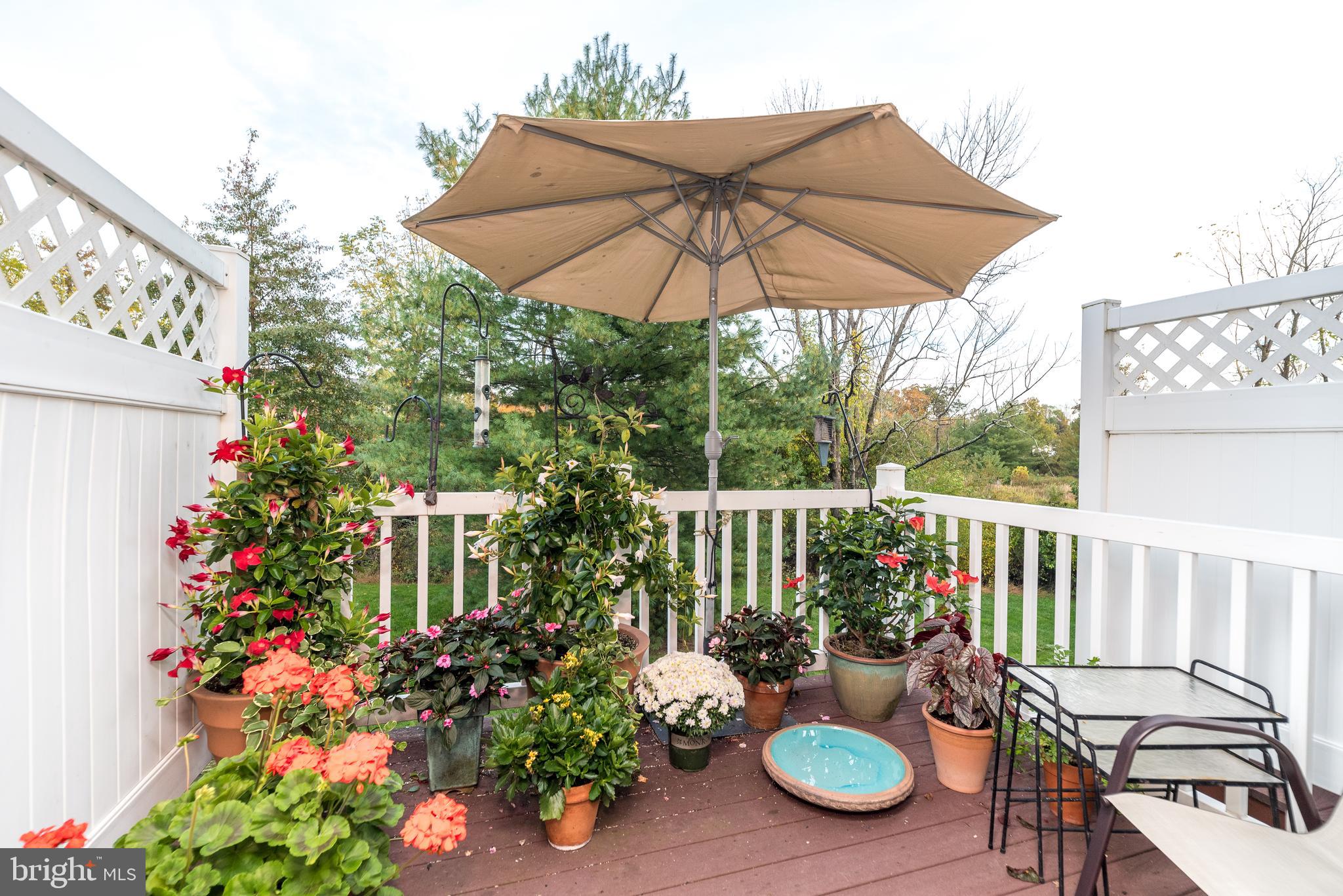 TH AT HERITAGE CNTR - Residential