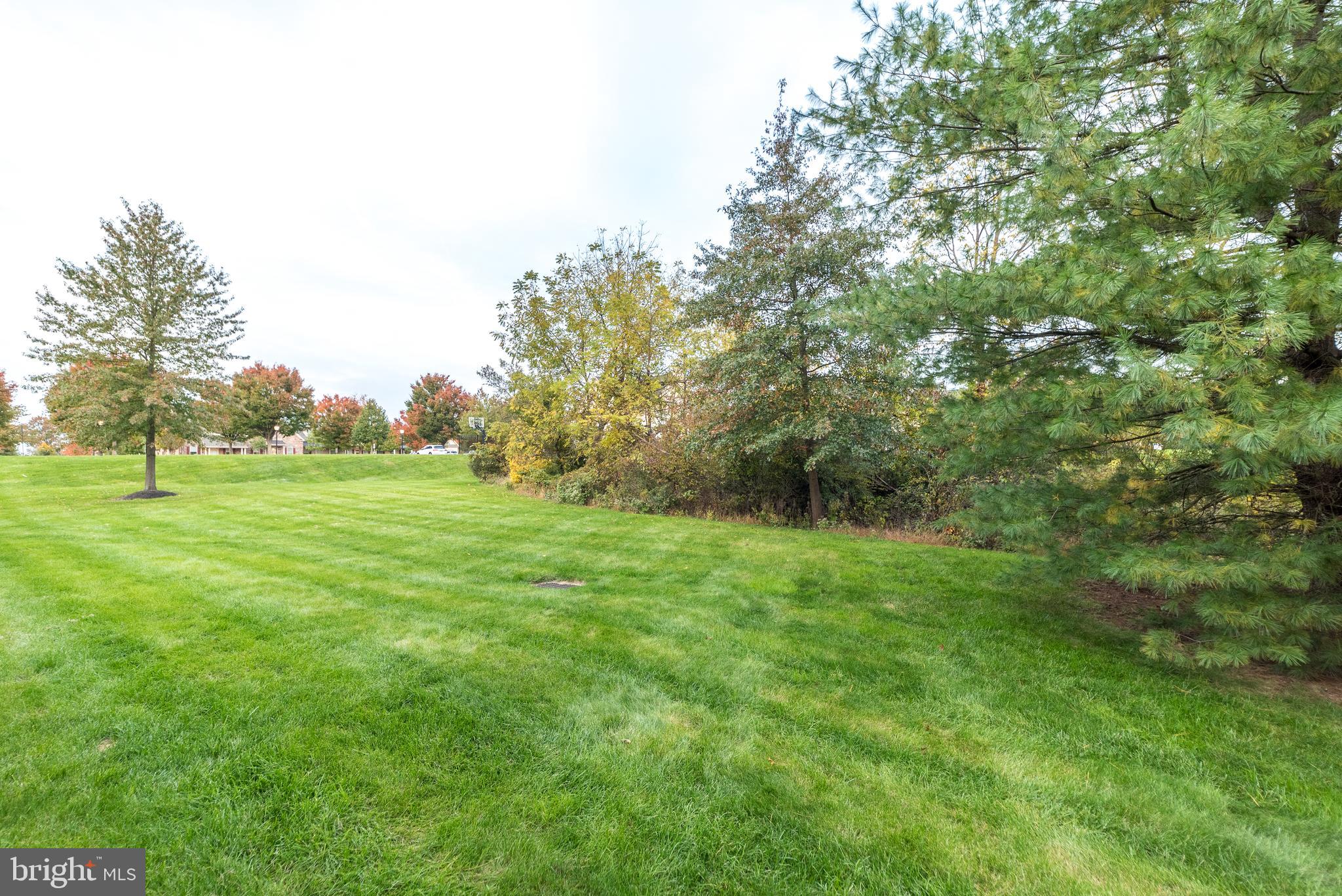 TH AT HERITAGE CNTR - Residential