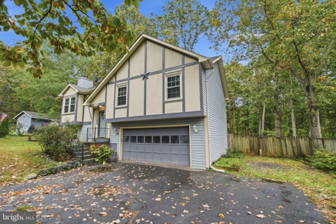 Photo of 12904 Infantry Drive, SPOTSYLVANIA, VA 22551 (MLS # VASP2046860)