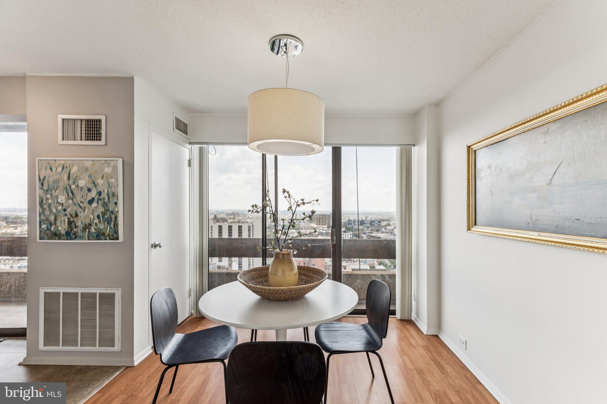 AVENUE OF THE ARTS - Residential