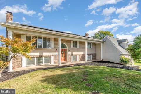 3075 STAUNTON AVENUE DOVER PA 17315