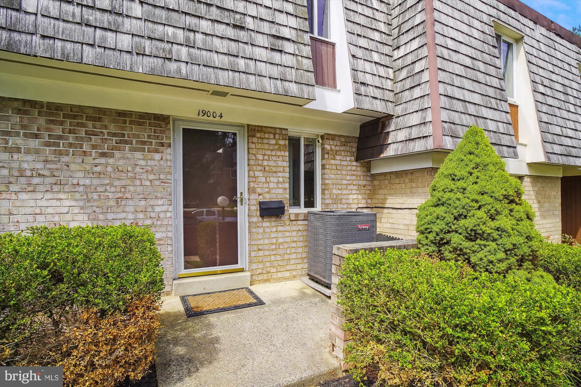 STEDWICK TOWNHOUSES - Residential