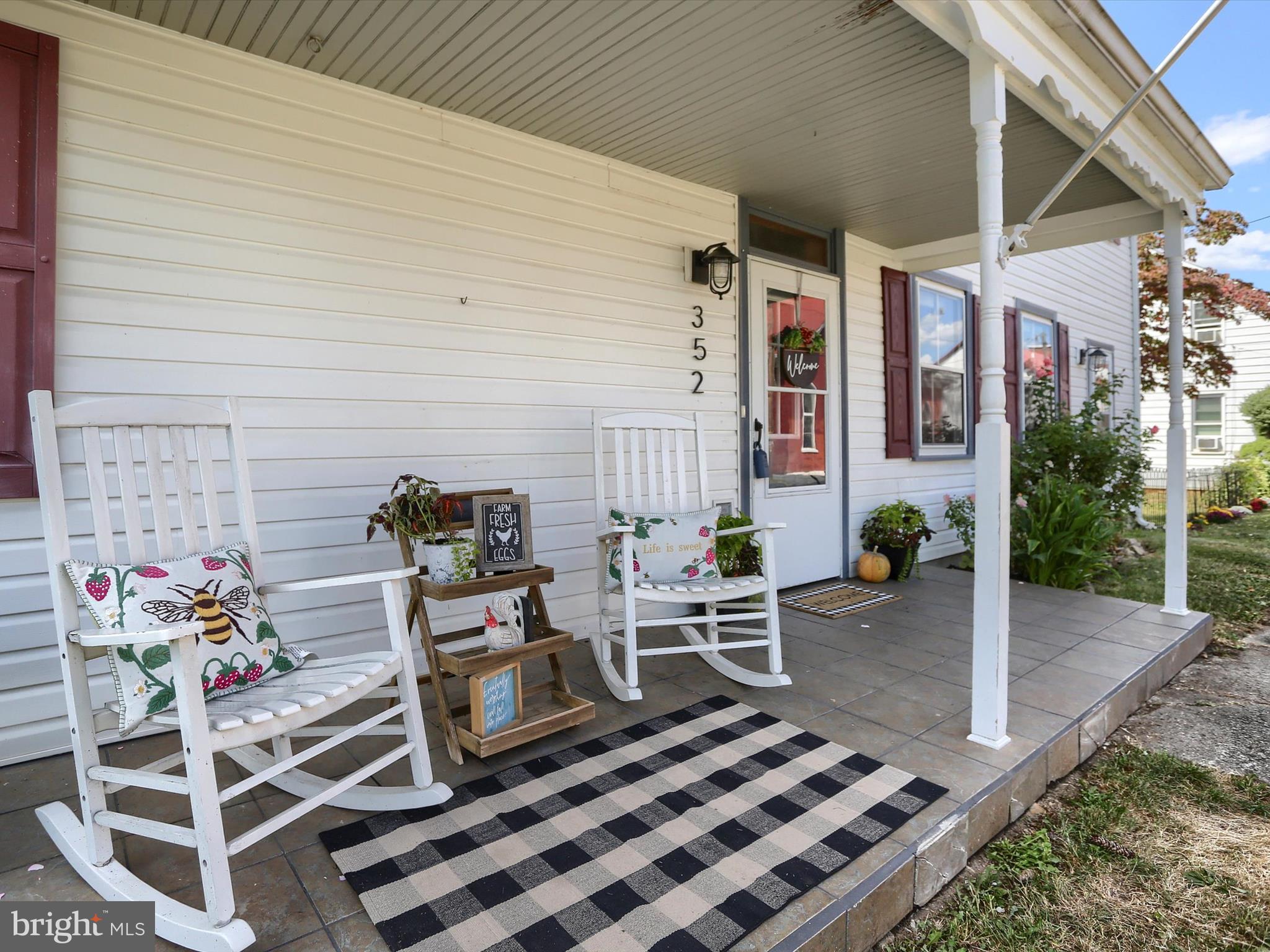 352 OLD STONEHOUSE RD S S