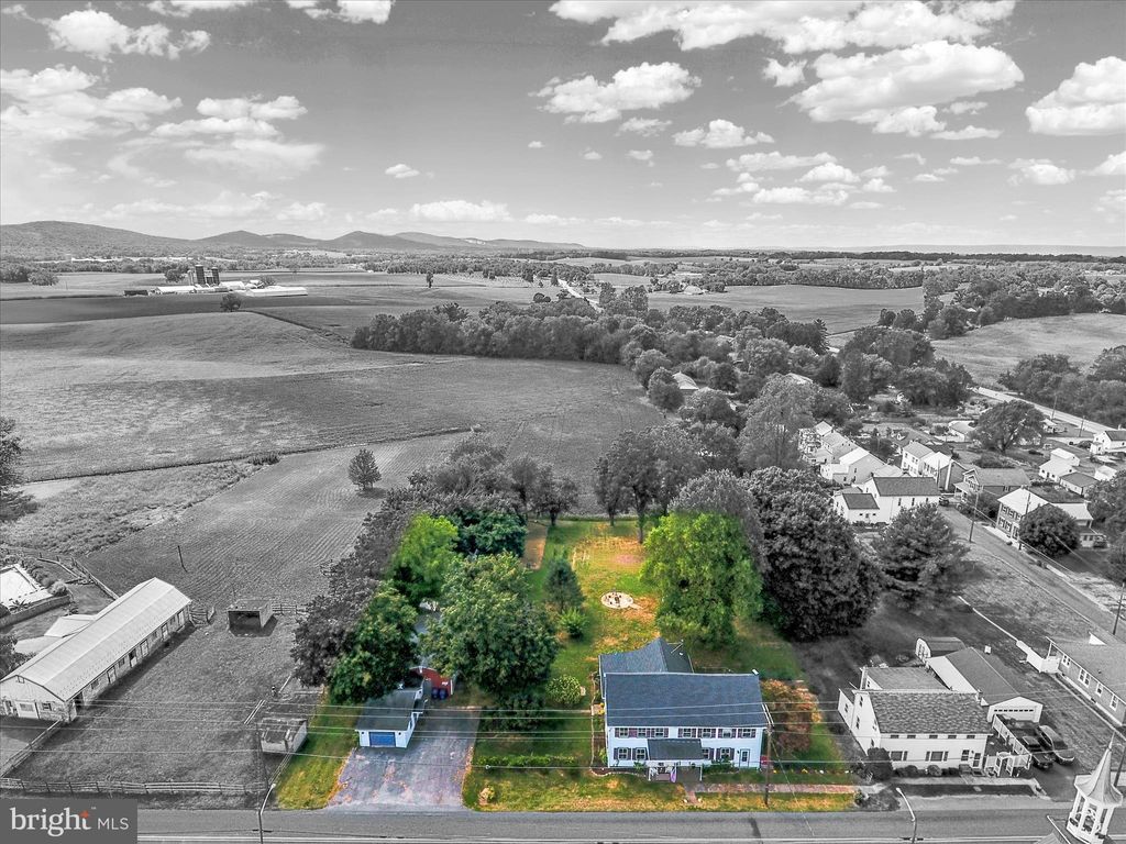 Photo of 352 Old Stonehouse Rd S #S, BOILING SPRINGS, PA 17007 (MLS # PACB2046576)