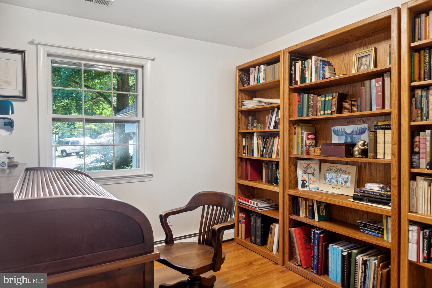 LEE HEIGHTS - Residential