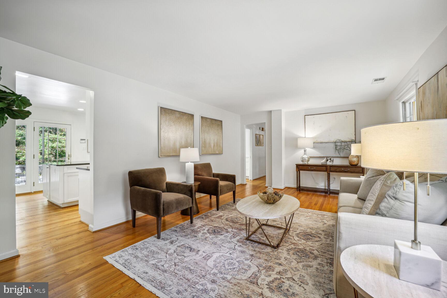 LEE HEIGHTS - Residential