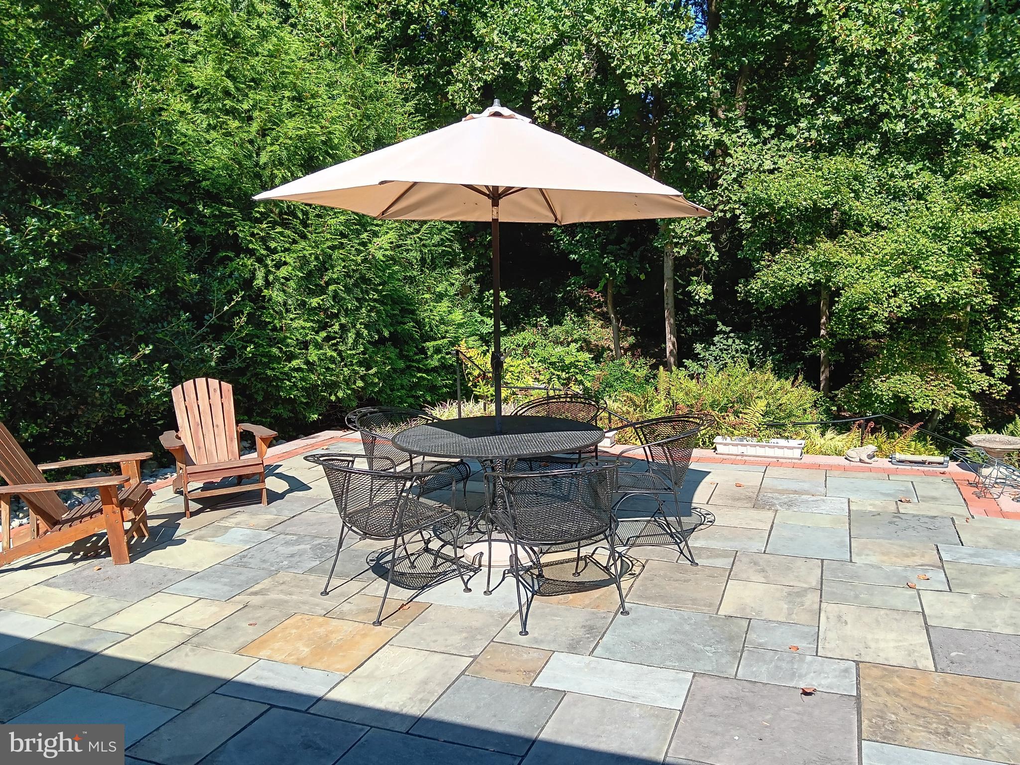 LEE HEIGHTS - Residential