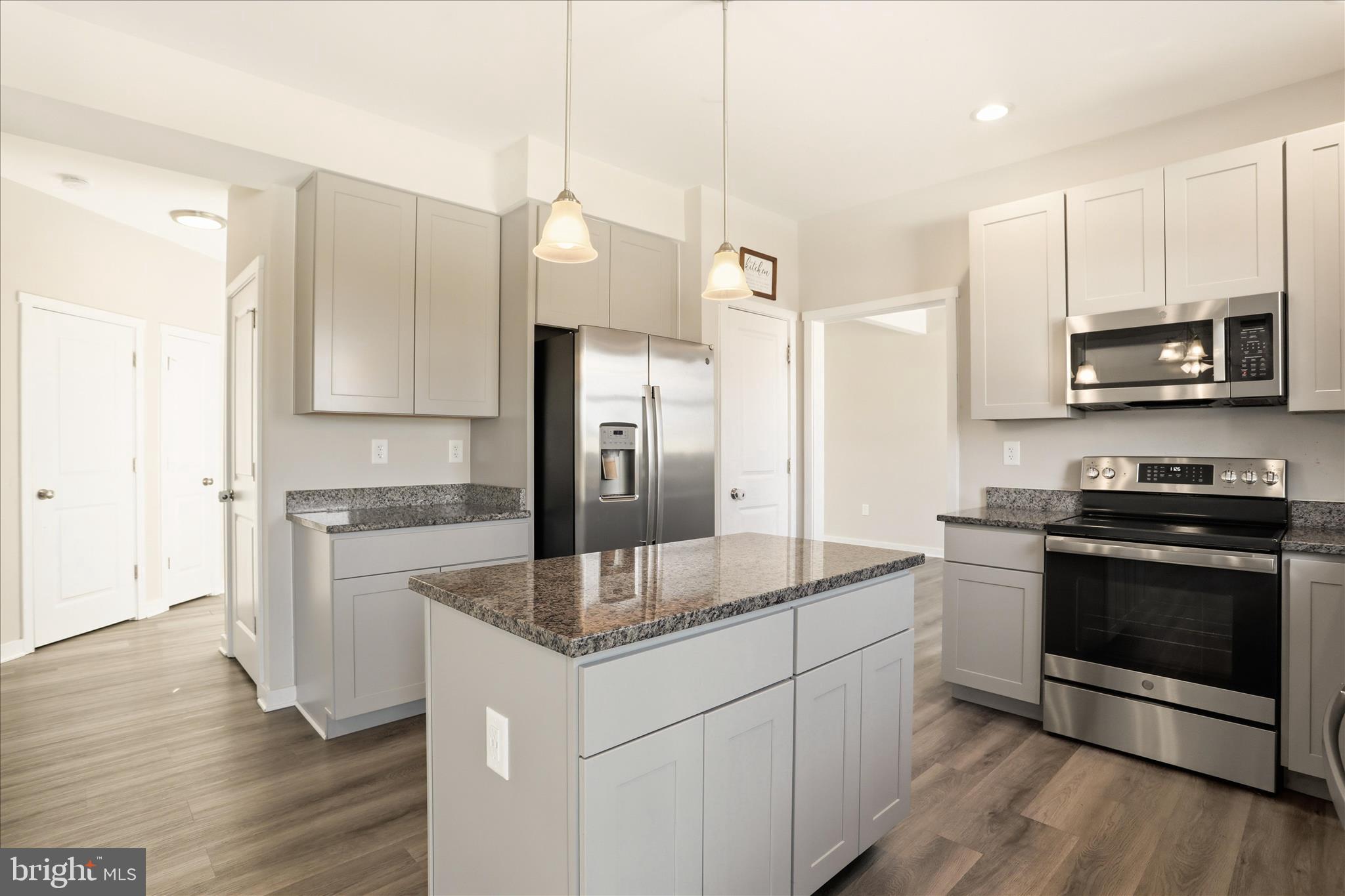 STONEY RIDGE - Residential