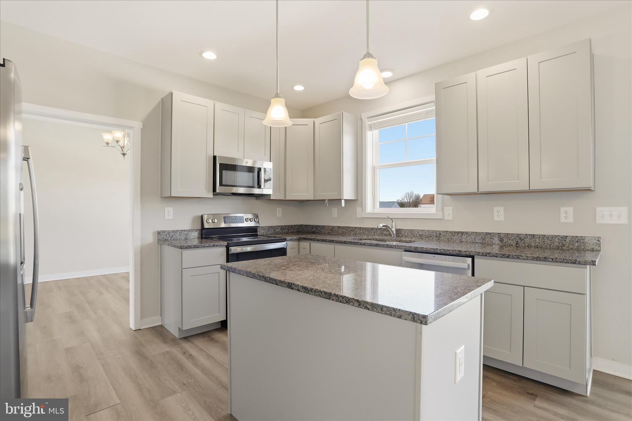 STONEY RIDGE - Residential