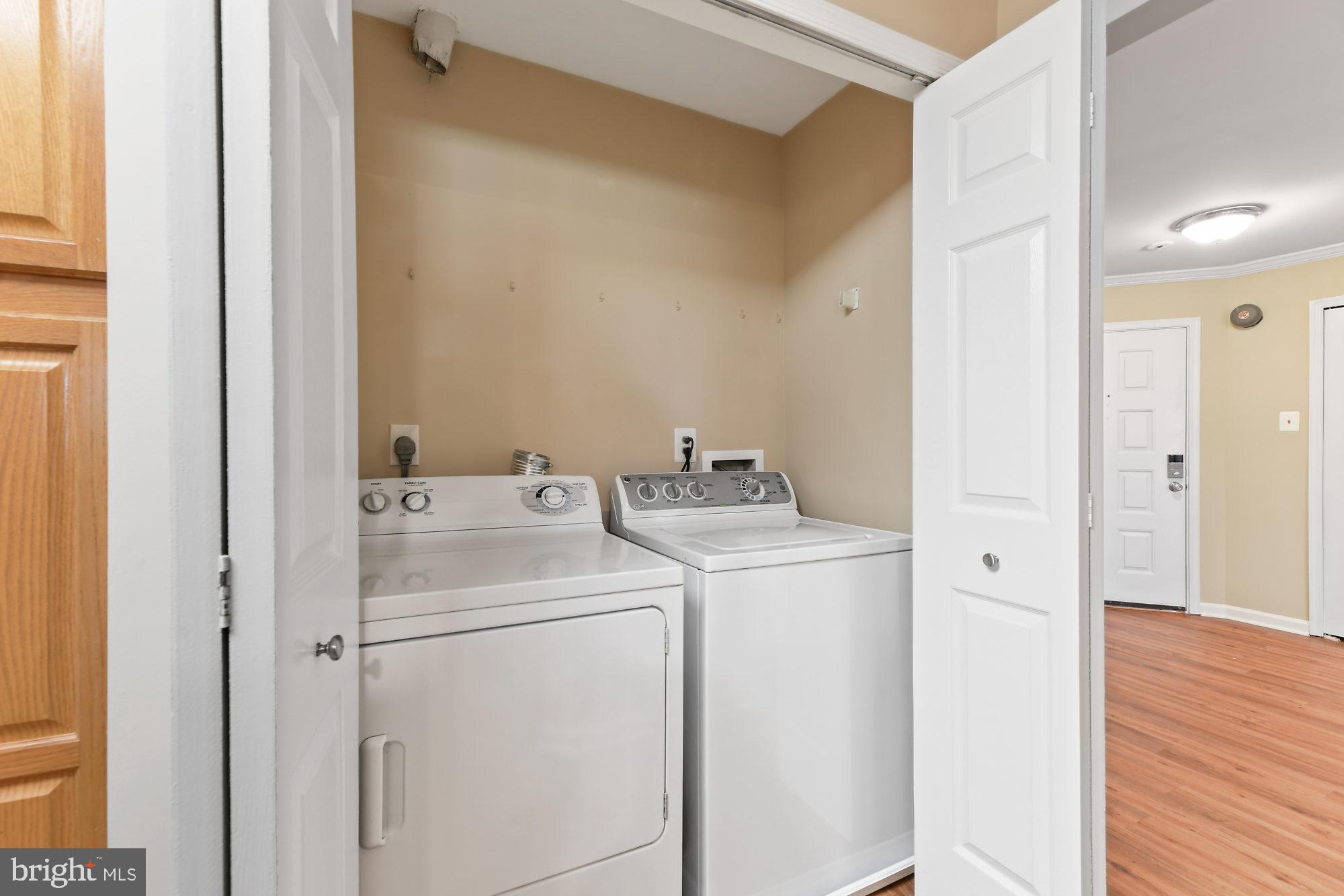 DORSEY PLACE - Residential