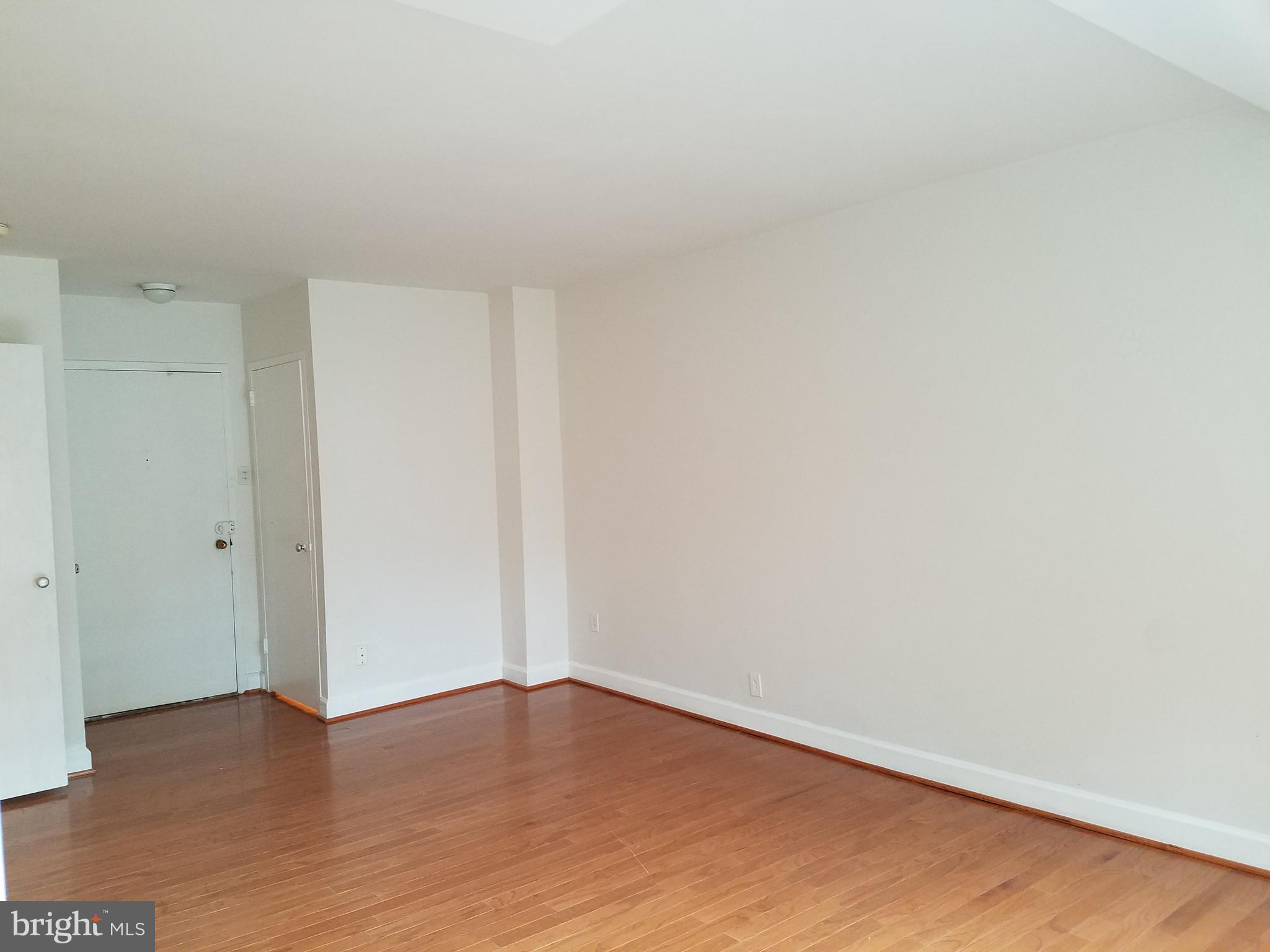 RIVER PLACE - Residential Lease