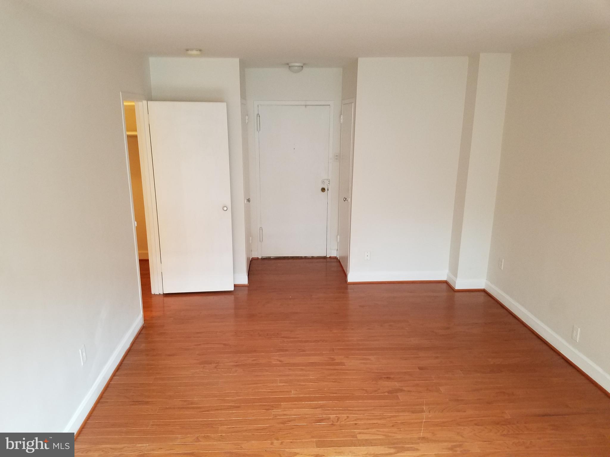 RIVER PLACE - Residential Lease