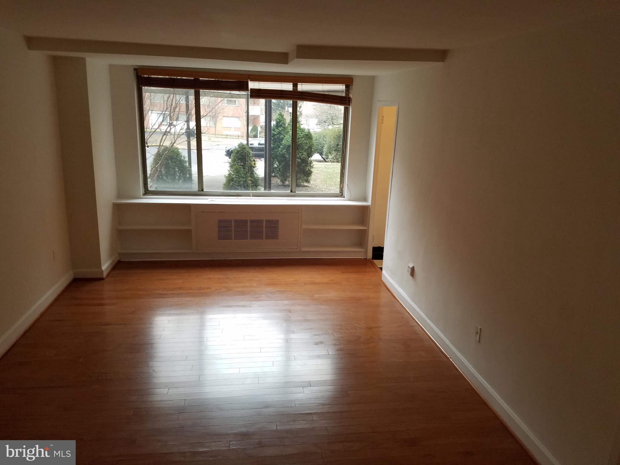 RIVER PLACE - Residential Lease