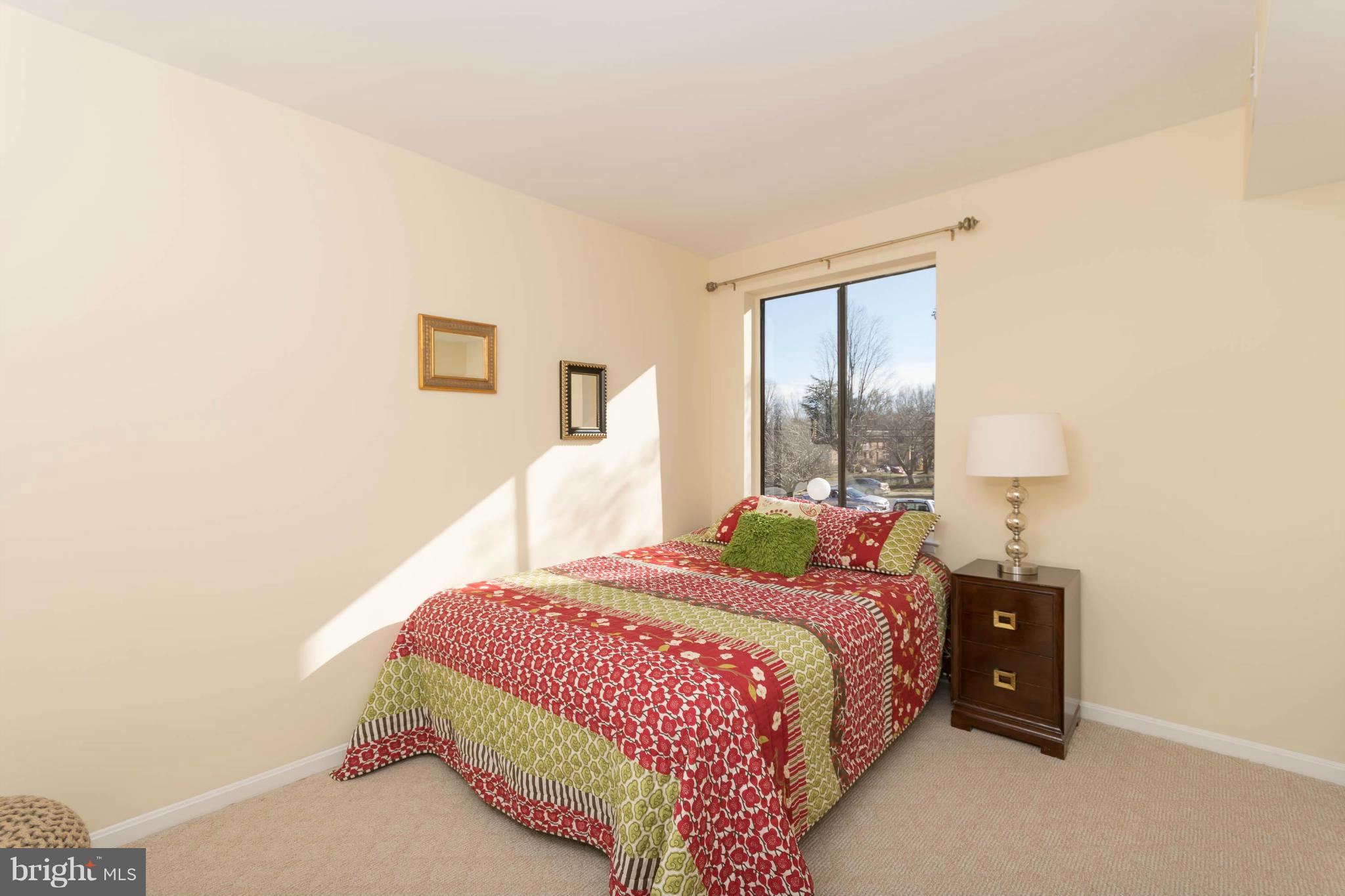 HAWTHORNE VILLAGE - Residential