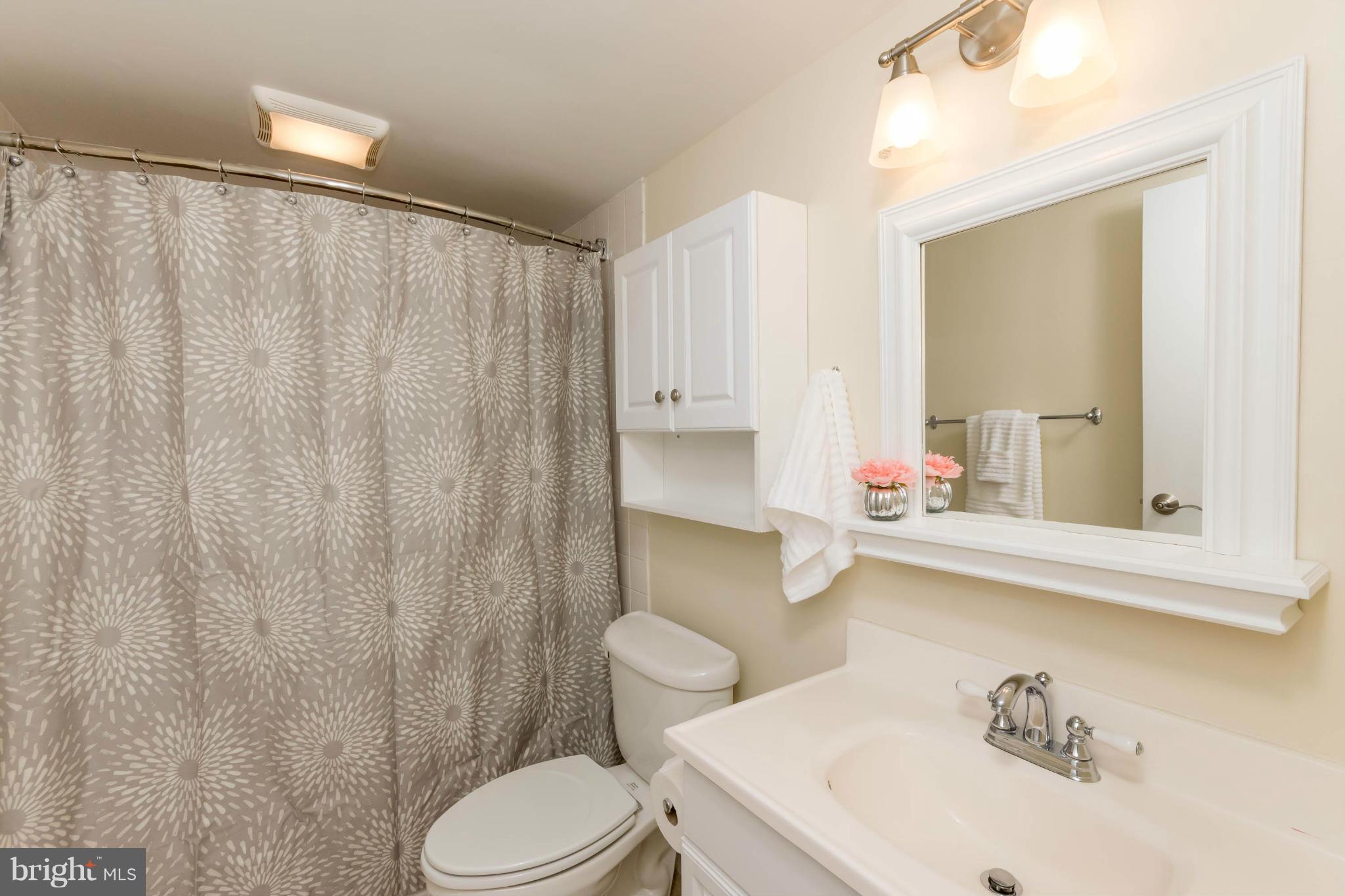 HAWTHORNE VILLAGE - Residential