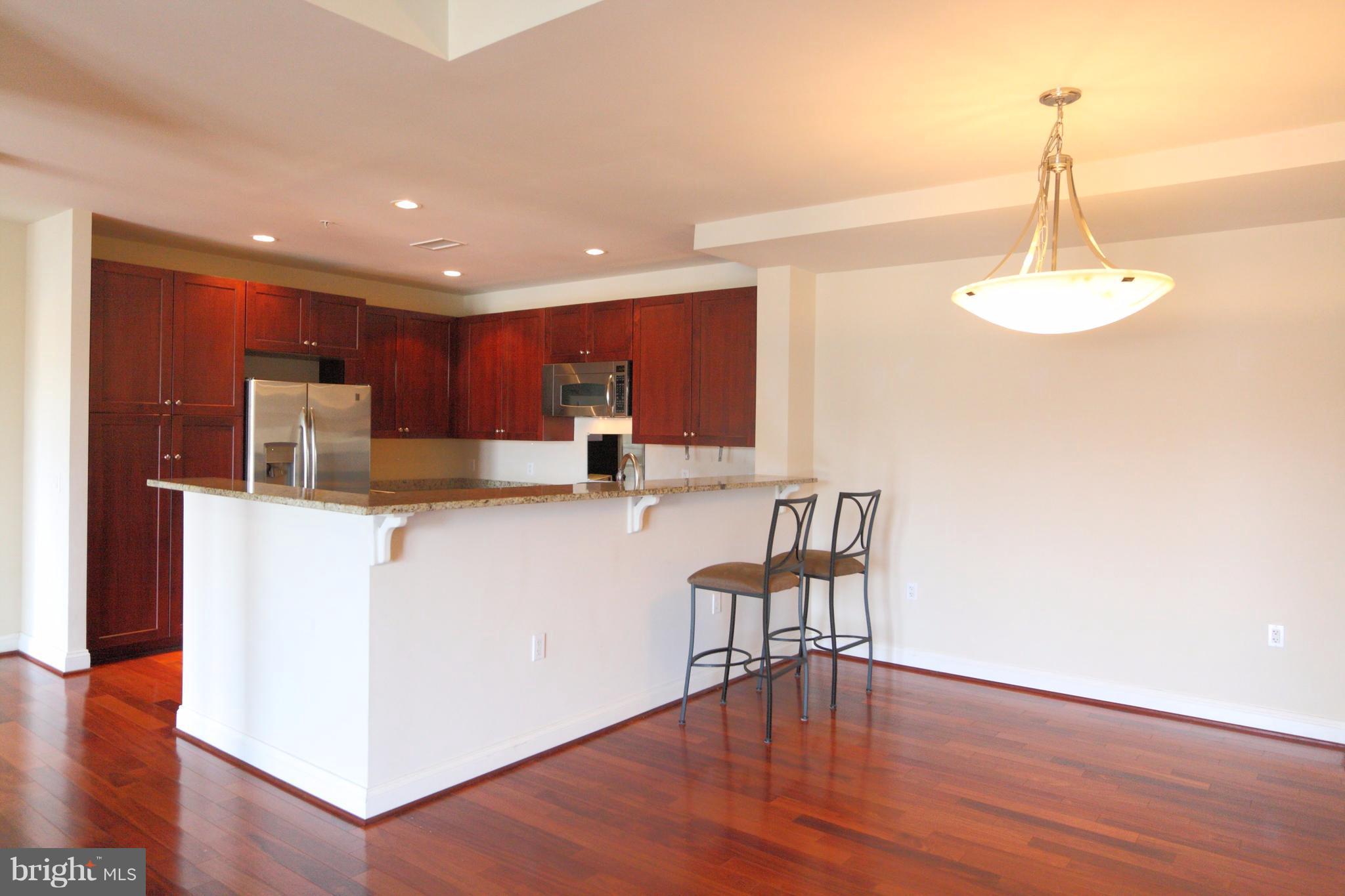 BYRON CONDOMINIUM - Residential Lease