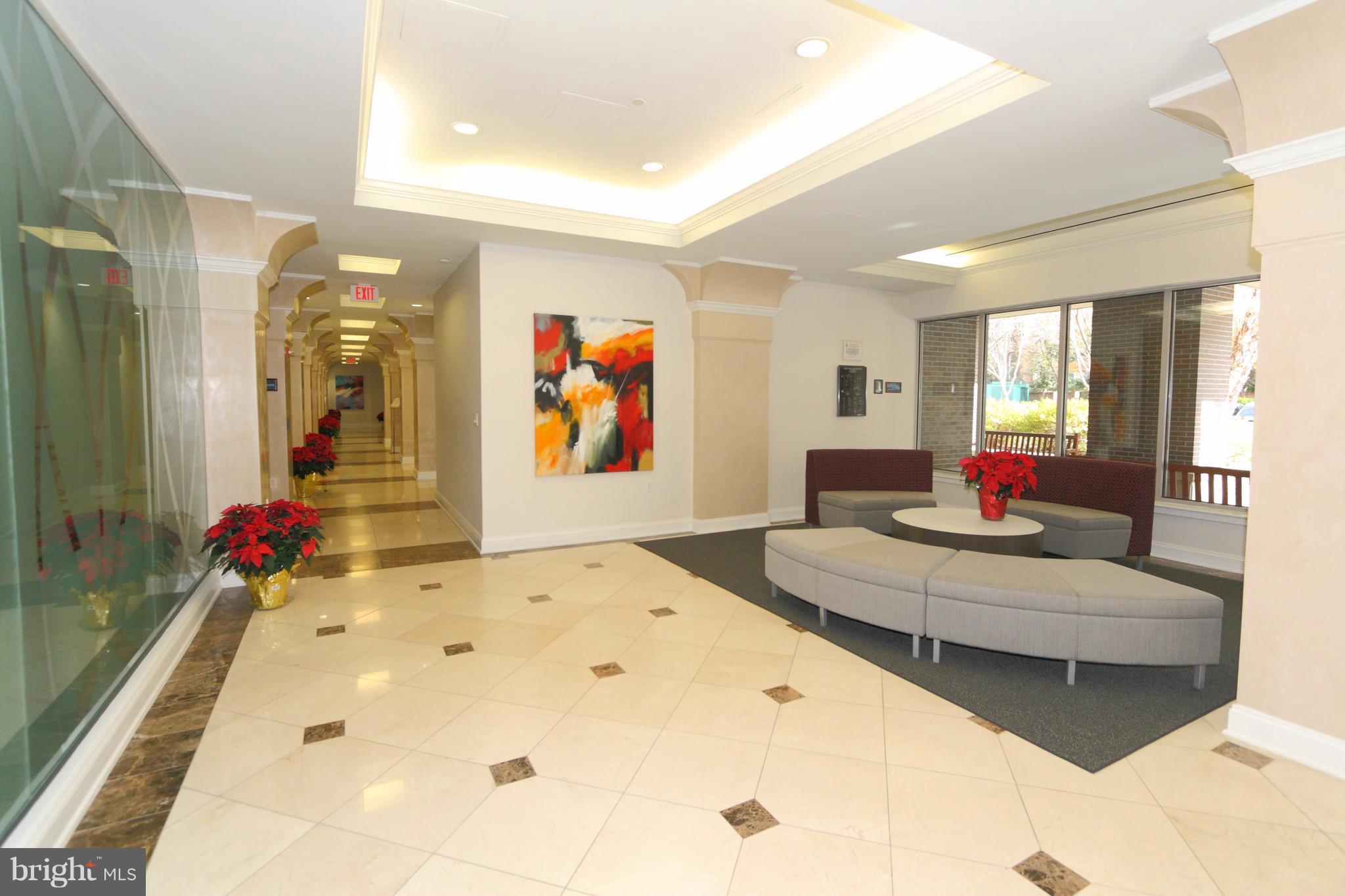 BYRON CONDOMINIUM - Residential Lease