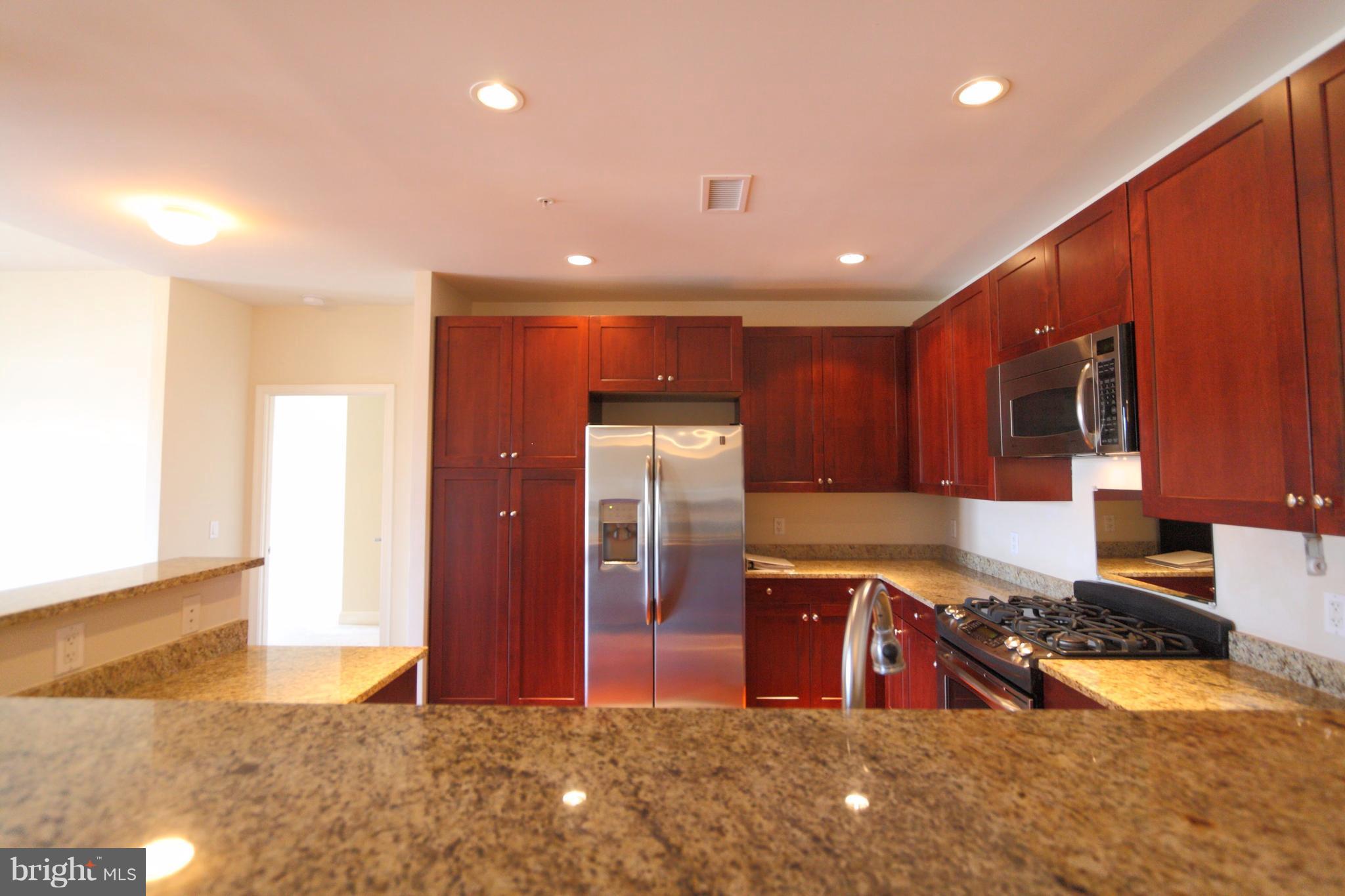 BYRON CONDOMINIUM - Residential Lease