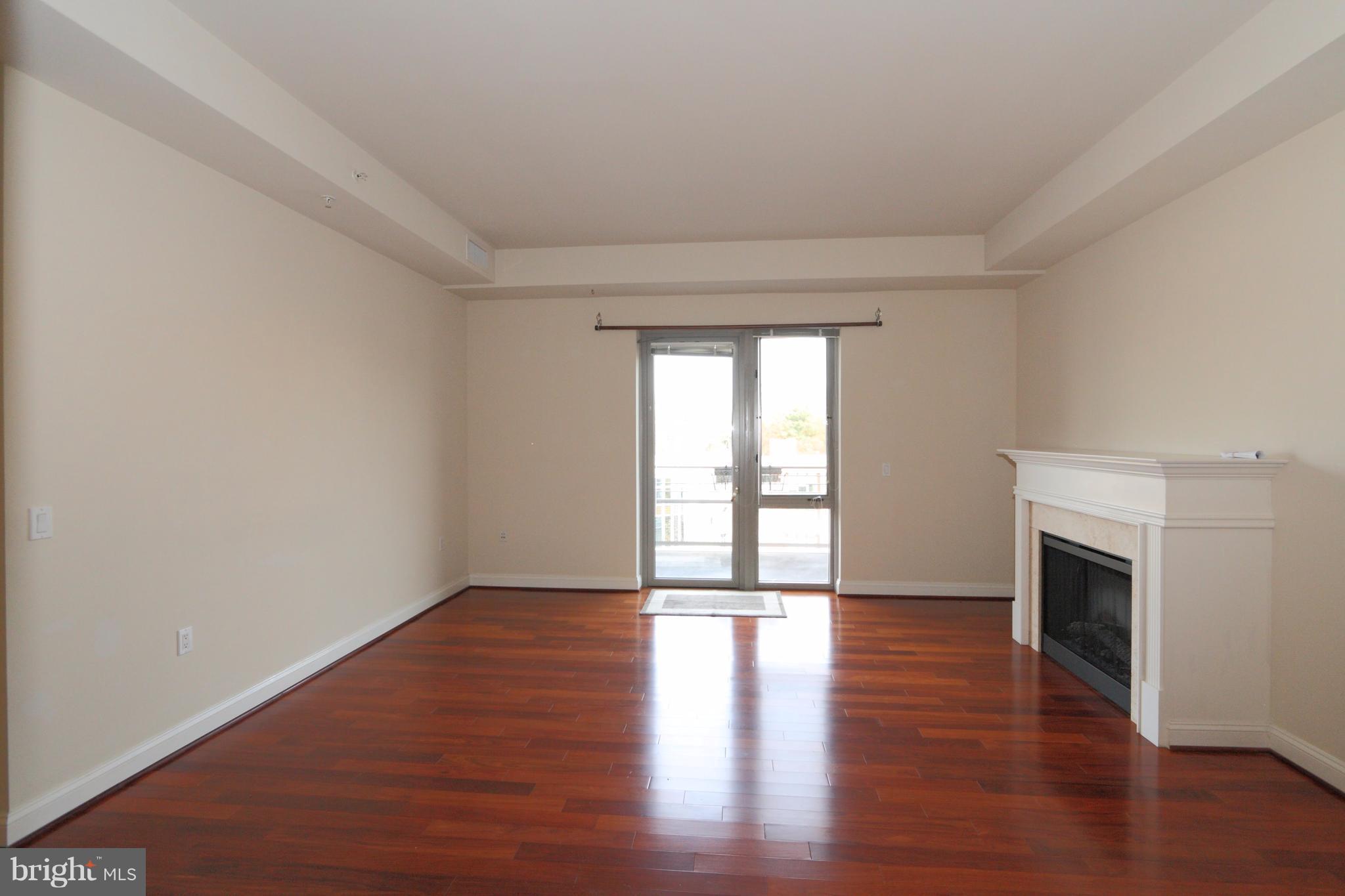 BYRON CONDOMINIUM - Residential Lease