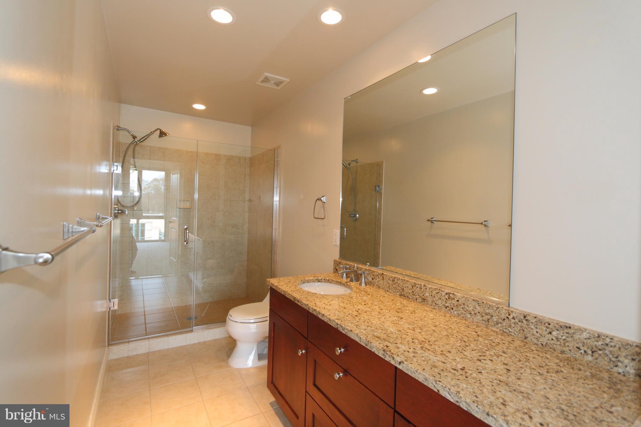 BYRON CONDOMINIUM - Residential Lease