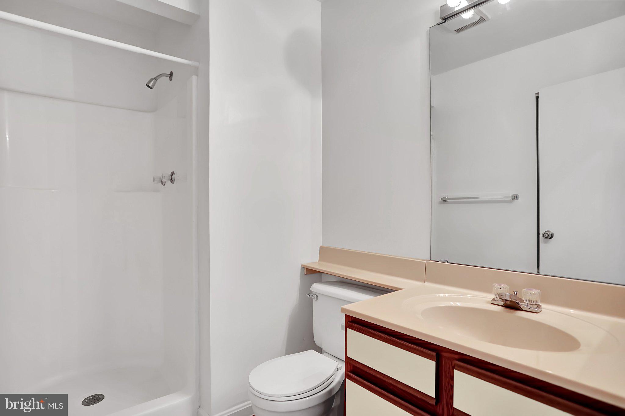 WOODLANDS NORTH - Residential