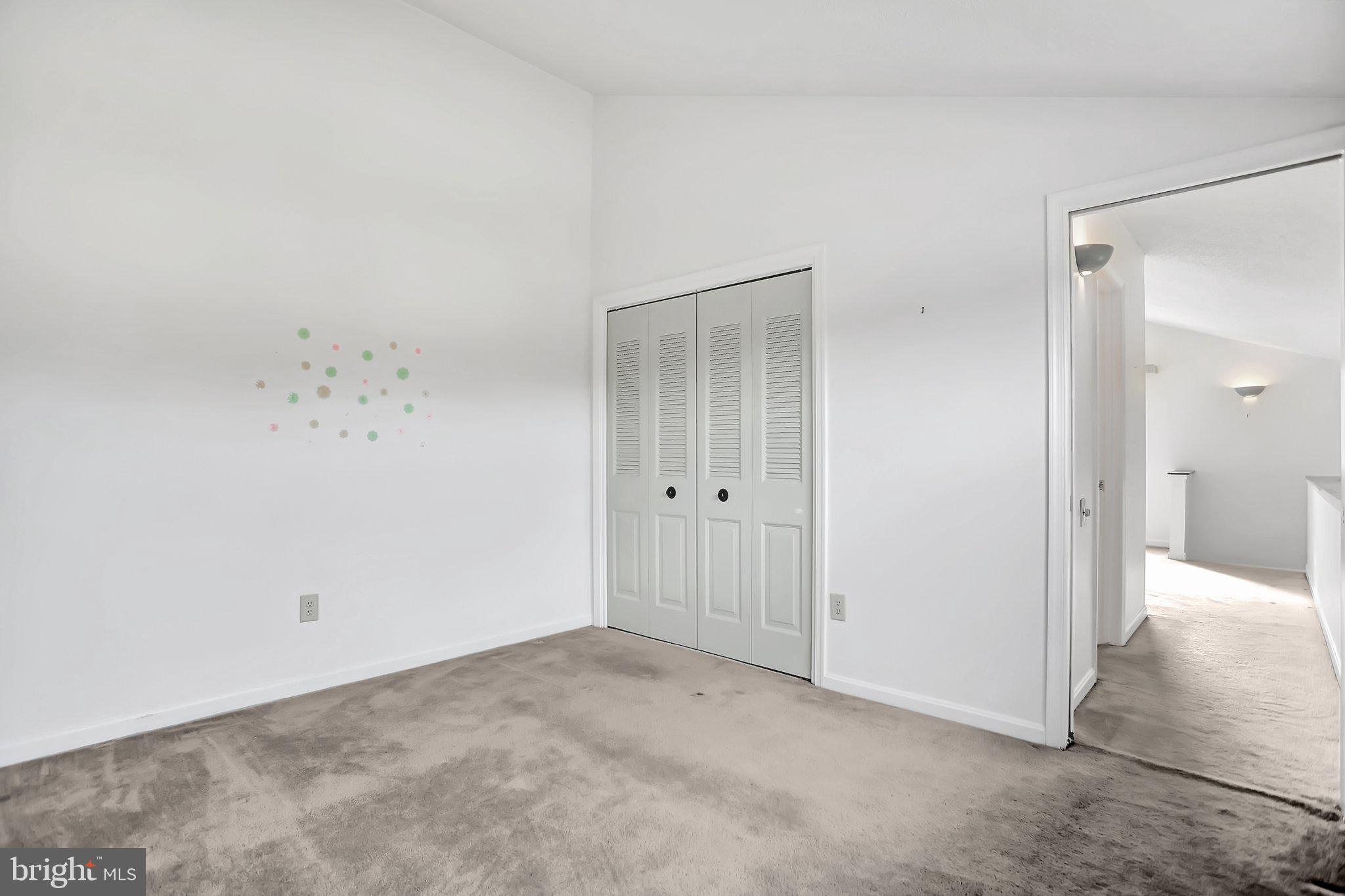 WOODLANDS NORTH - Residential