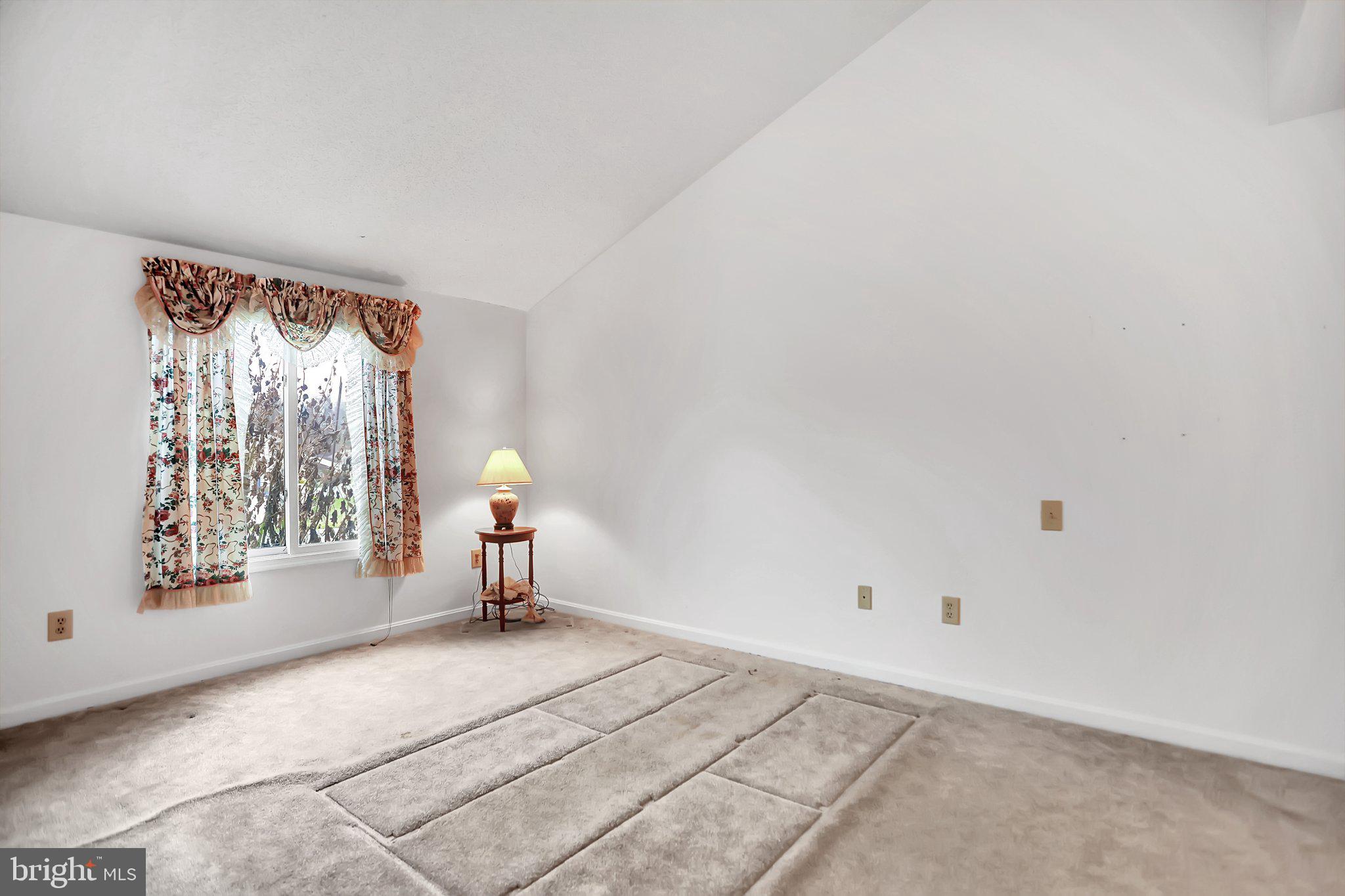 WOODLANDS NORTH - Residential