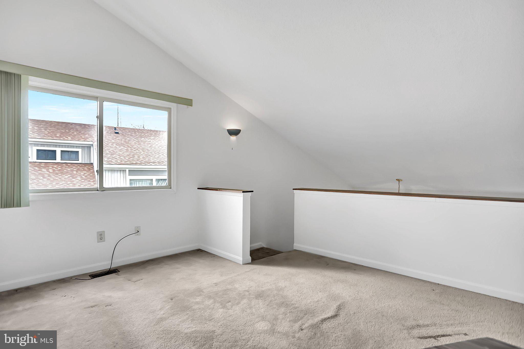 WOODLANDS NORTH - Residential