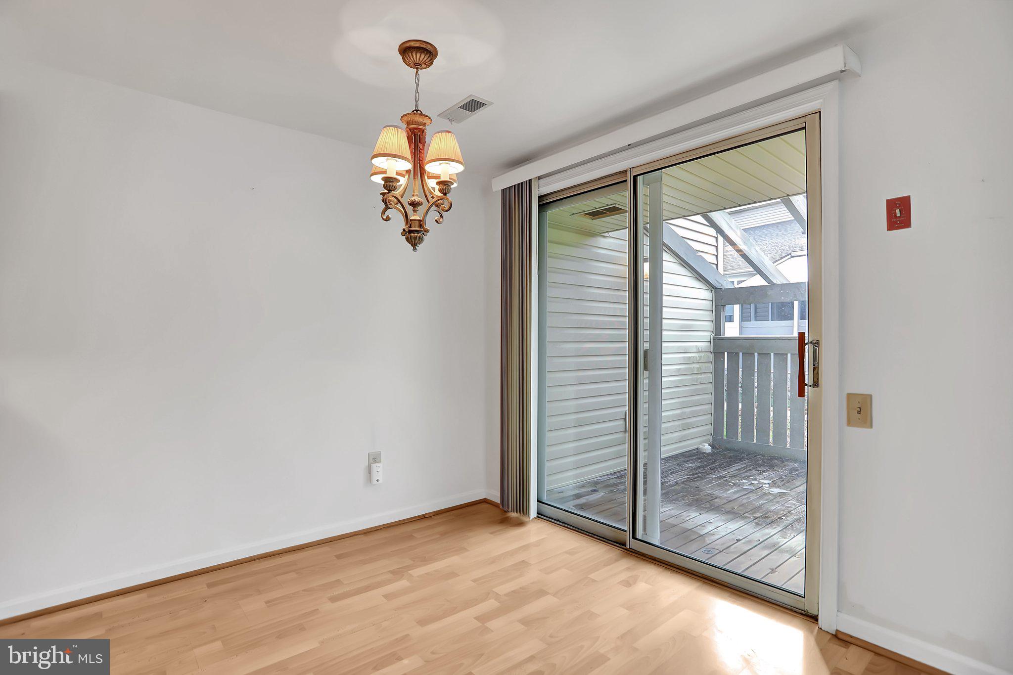 WOODLANDS NORTH - Residential