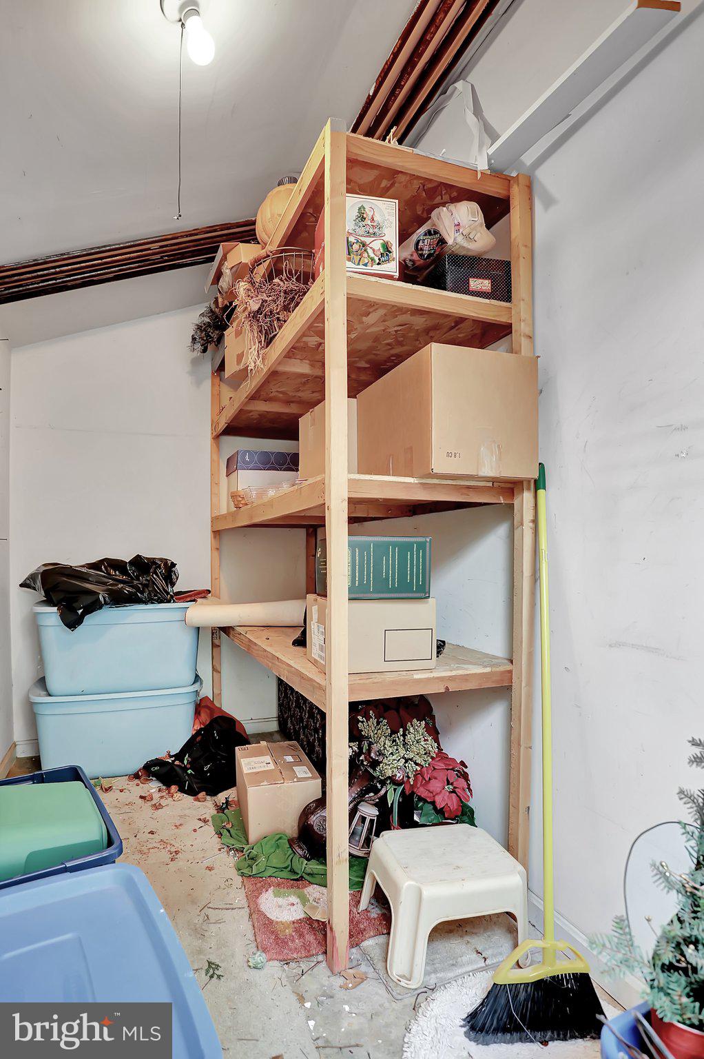 WOODLANDS NORTH - Residential