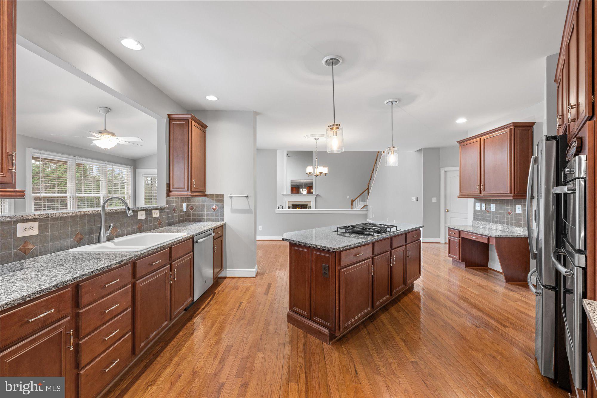 BELMONT COUNTRY CLUB - Residential