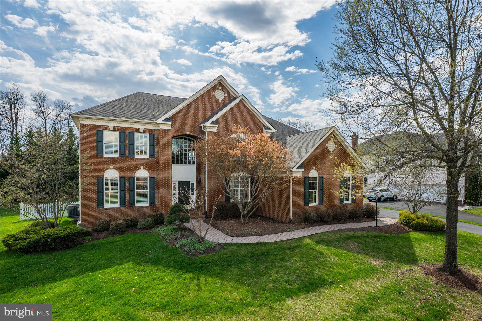 BELMONT COUNTRY CLUB - Residential