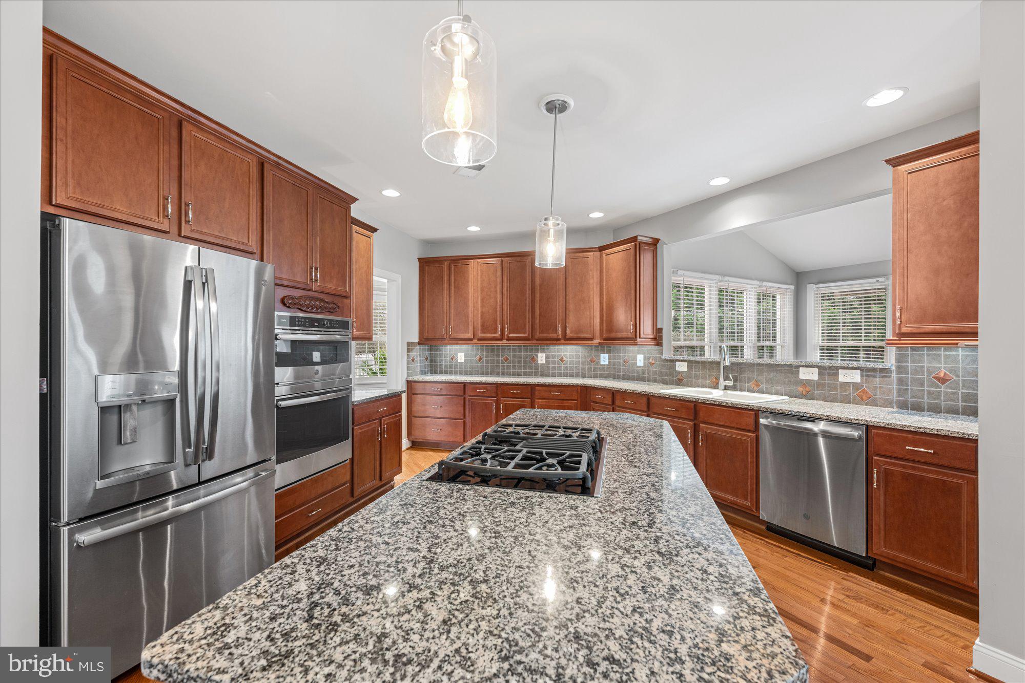 BELMONT COUNTRY CLUB - Residential