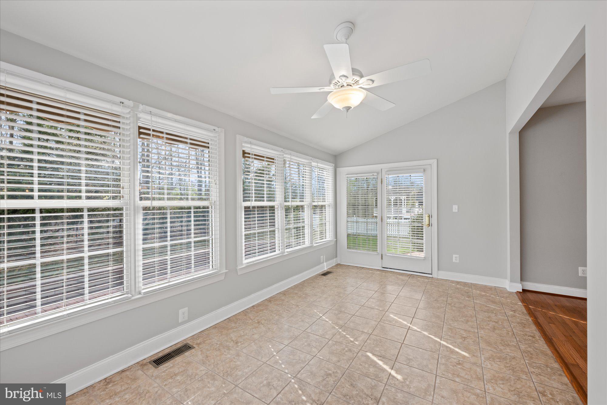 BELMONT COUNTRY CLUB - Residential