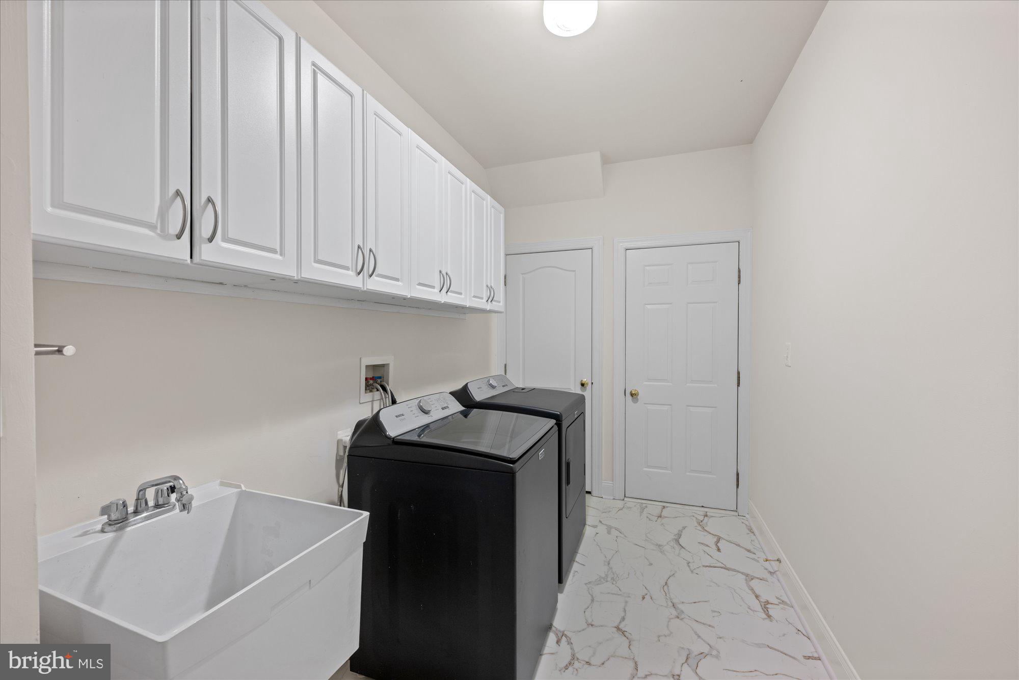 BELMONT COUNTRY CLUB - Residential