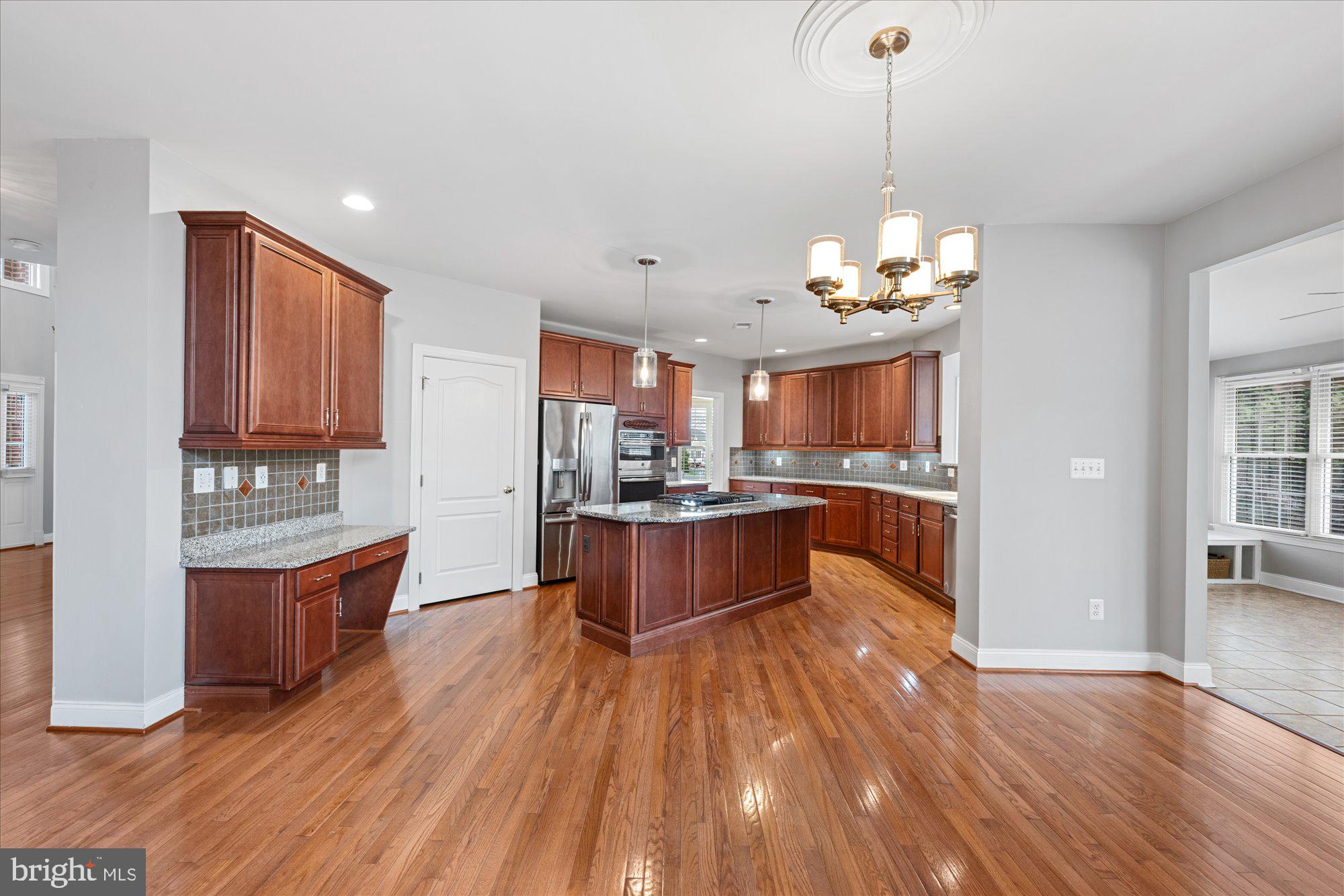 BELMONT COUNTRY CLUB - Residential