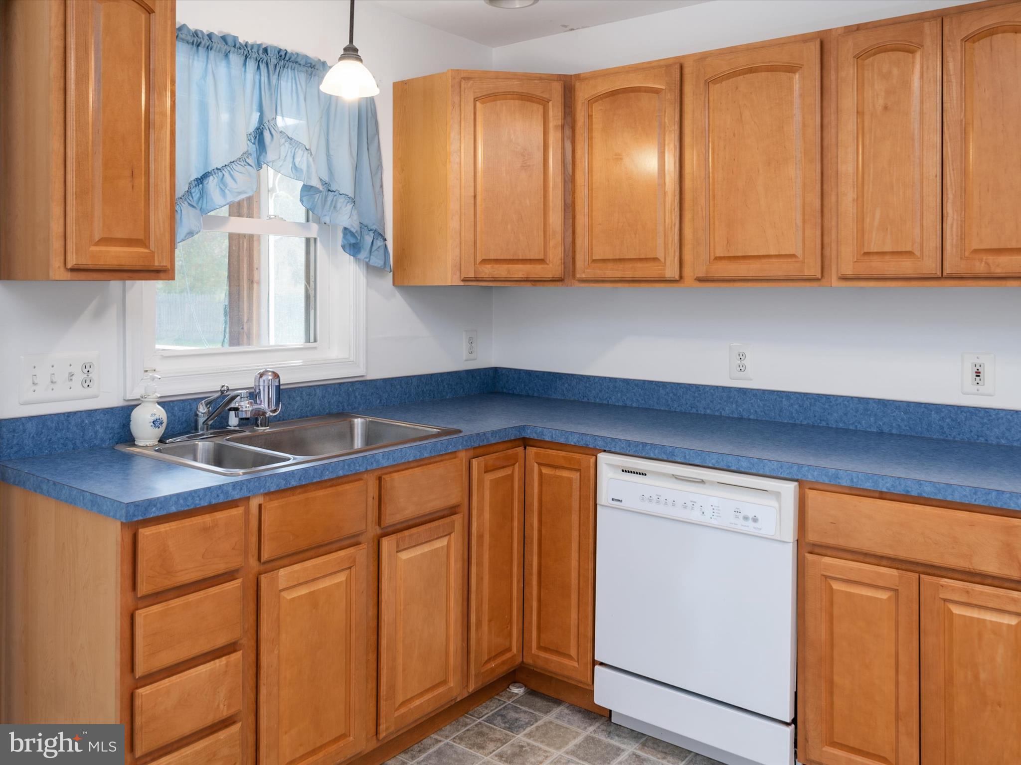 CHESAPEAKE ESTATES - Residential