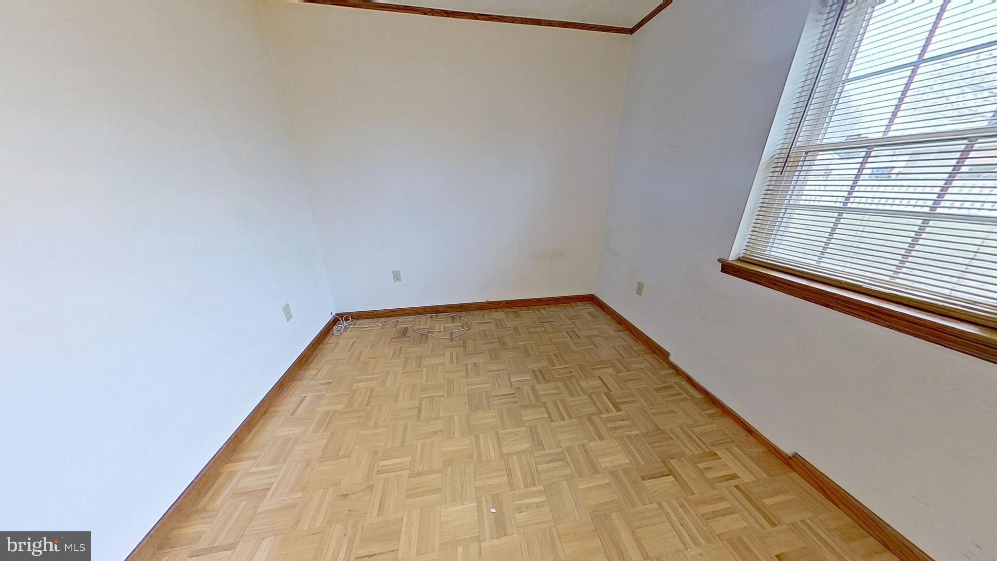 WINDSOR TWP - Residential Lease