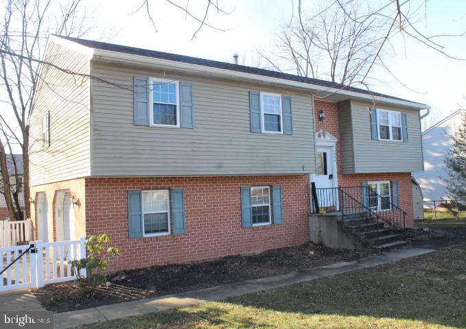 WINDSOR TWP - Residential Lease