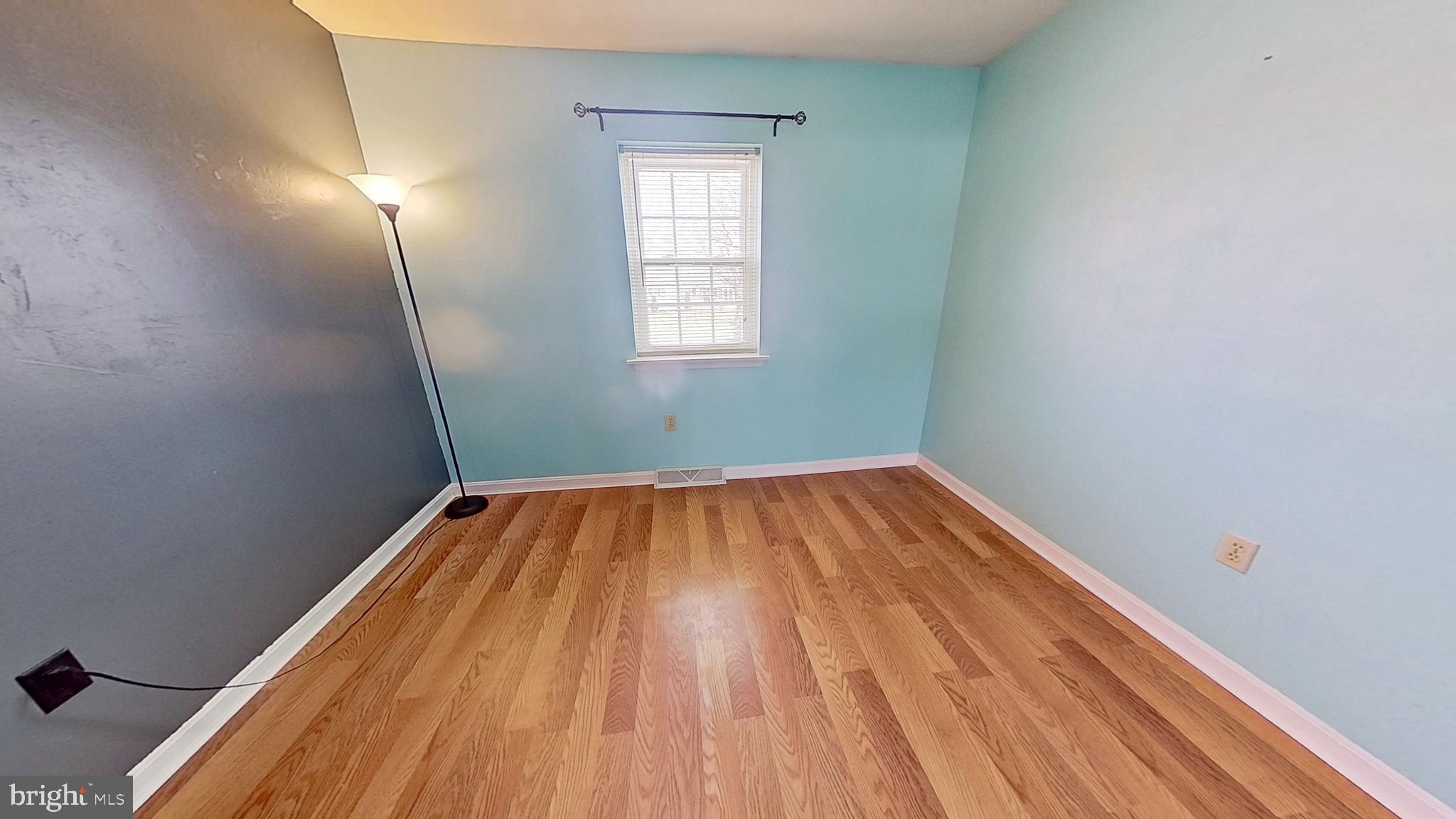 WINDSOR TWP - Residential Lease