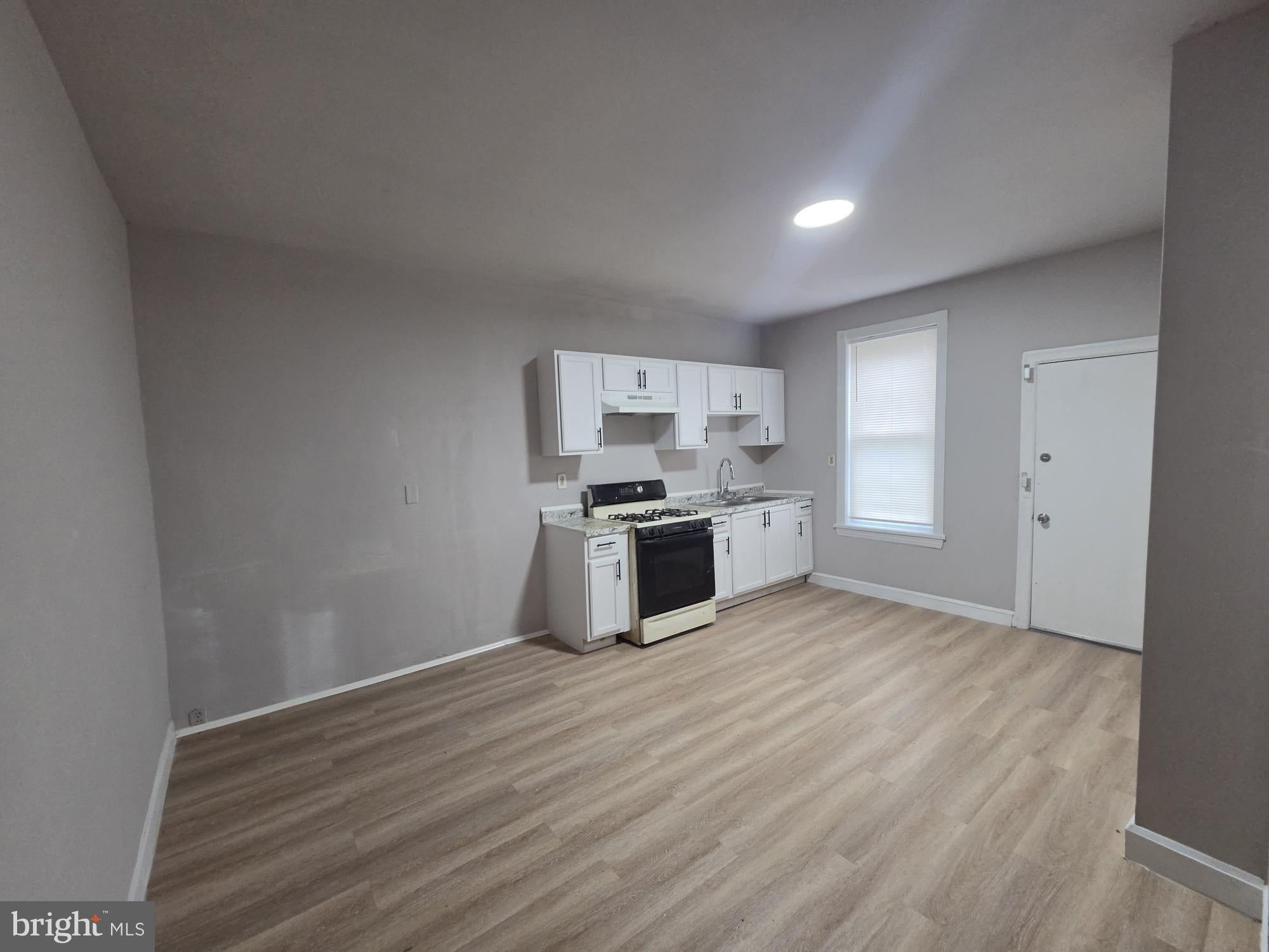 250 N 52ND STREET
