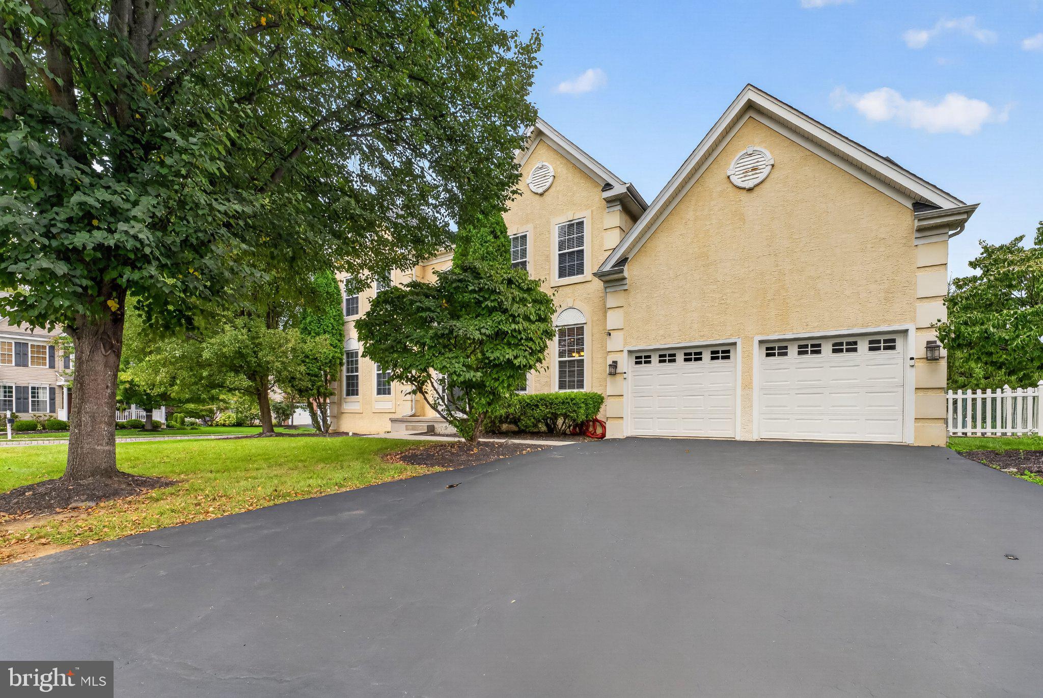 81 CRESTVIEW DRIVE