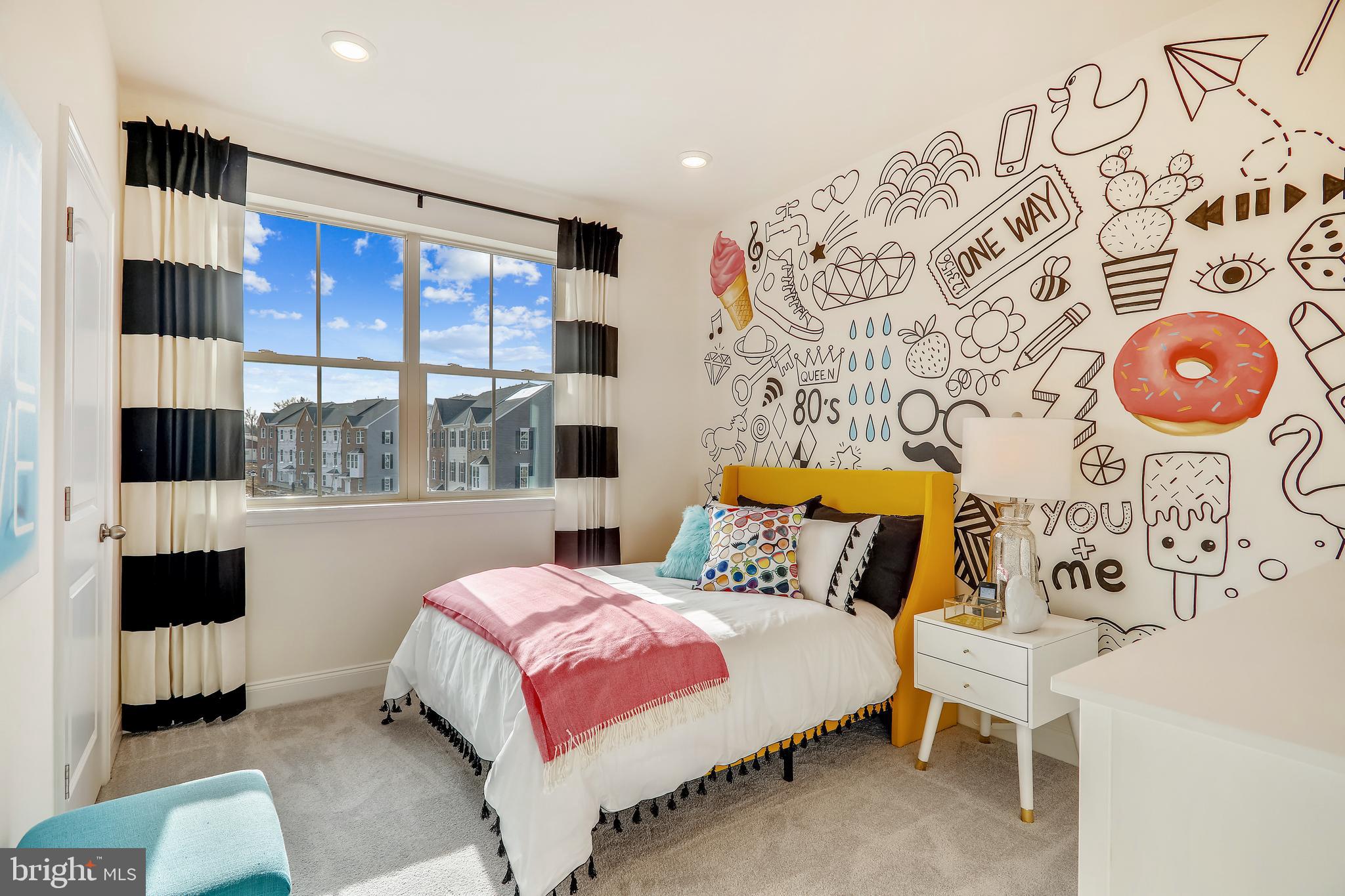 MANNING SQUARE TOWNS - Residential