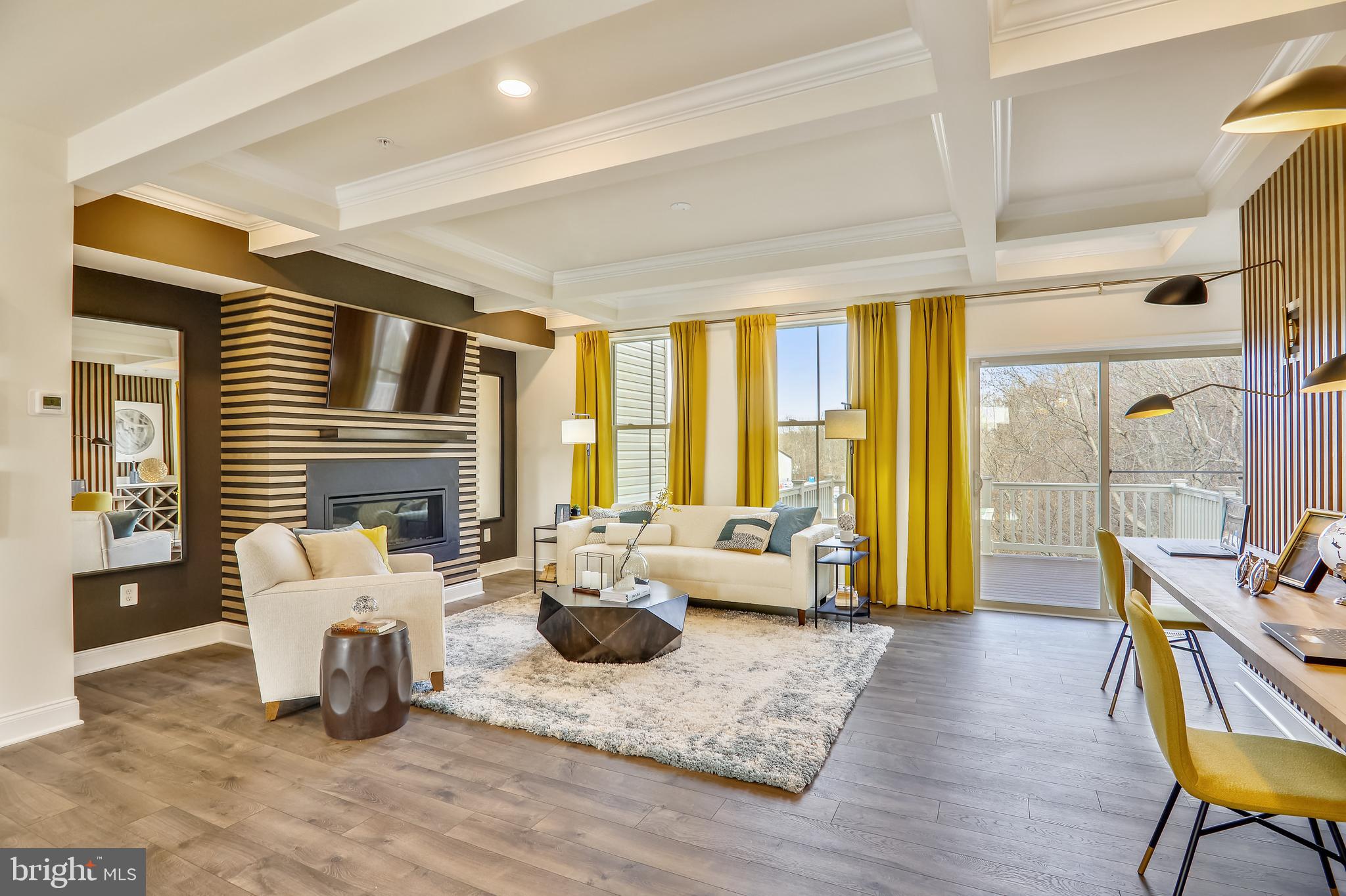 MANNING SQUARE TOWNS - Residential