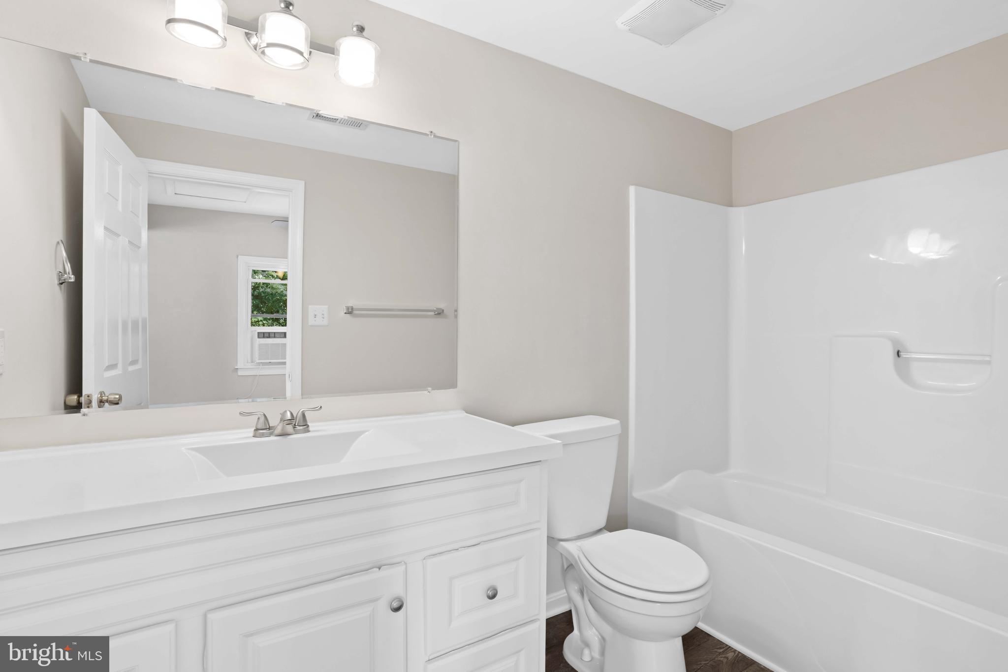 FRANKLIN MANOR - Residential