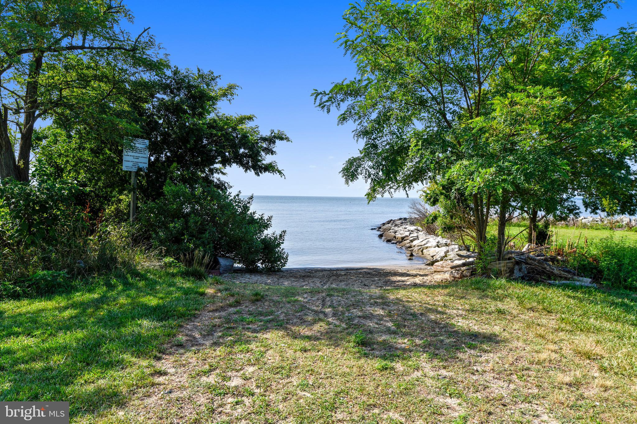 FRANKLIN MANOR - Residential