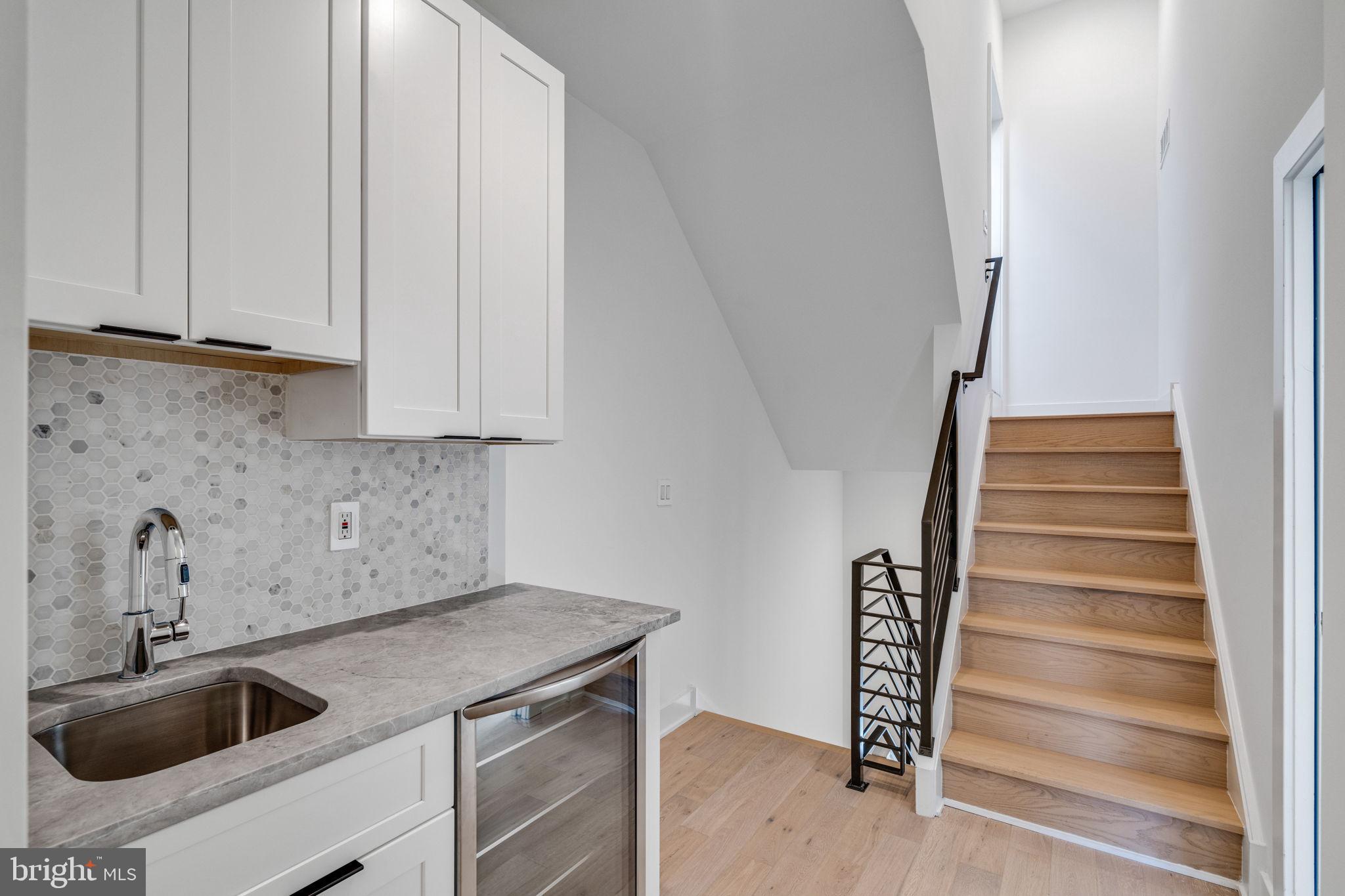 GRADUATE HOSPITAL - Residential